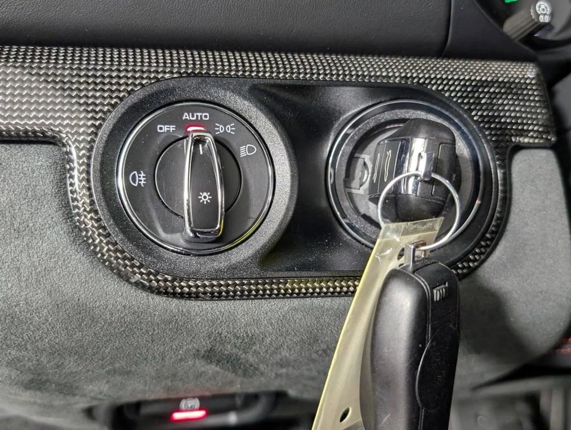 mph032_144413562_1280_7fffc84c95