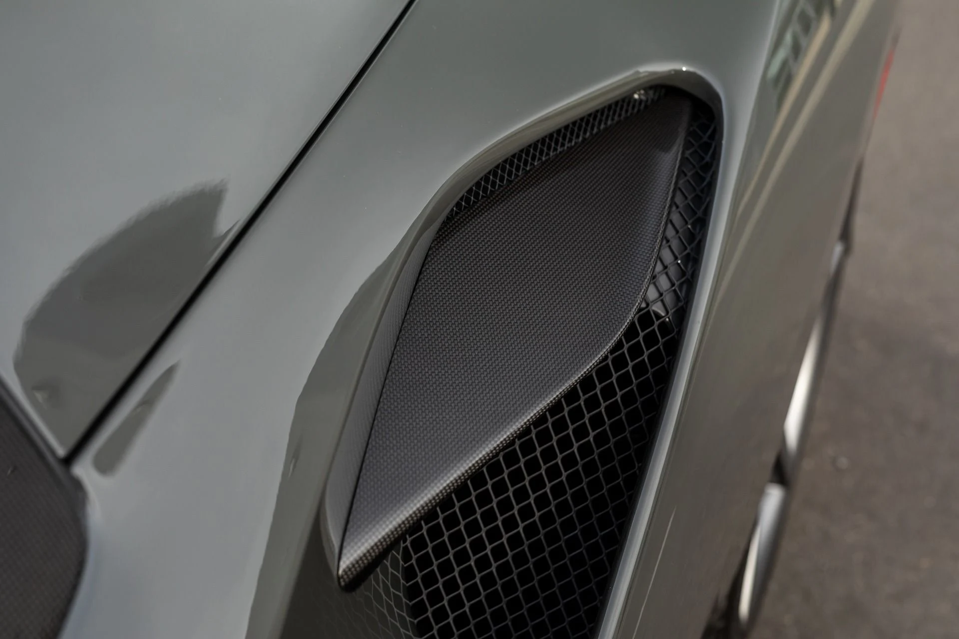 mph032_1445525793_Used_2021_Ferrari_F8_Spider_1734052245_55883f6b23