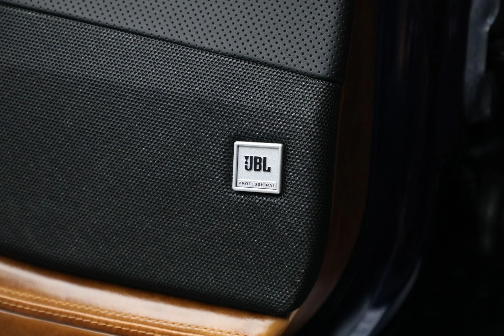 mph032_1458149293_Used_2022_Ferrari_812_GTS_1768489081_37d50ca8c1