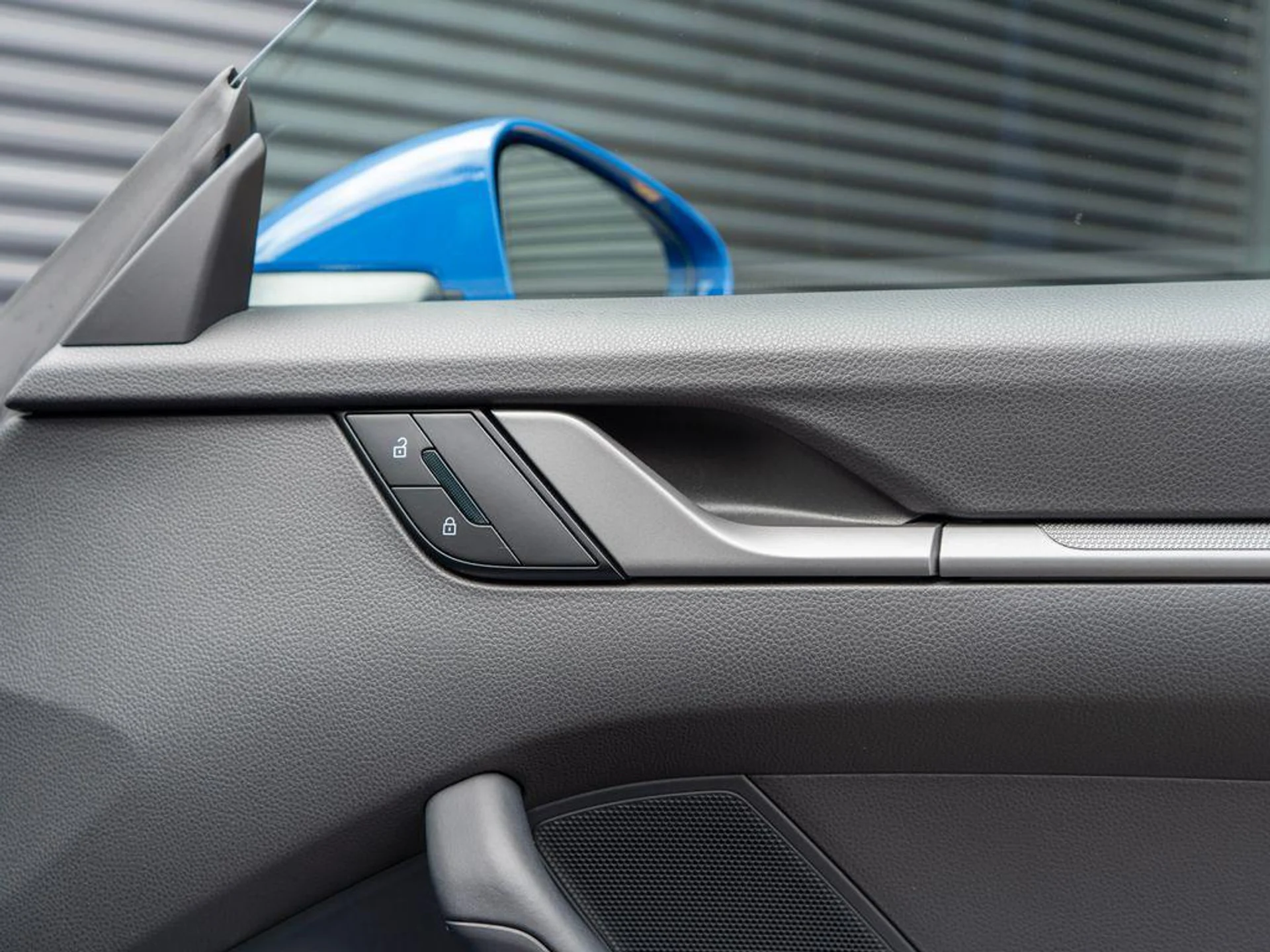 mph032_1460785190_4_Rj4_0_Ljbk_Bwa_Hptt6_NGW_Ys_YSY_85a660ce79