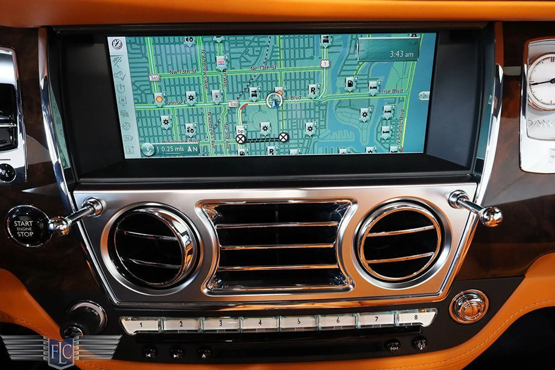 mph032_1478225306_used_2017_rolls_royce_dawn_convertible_9689_22999334_33_1024_07fd6071d2