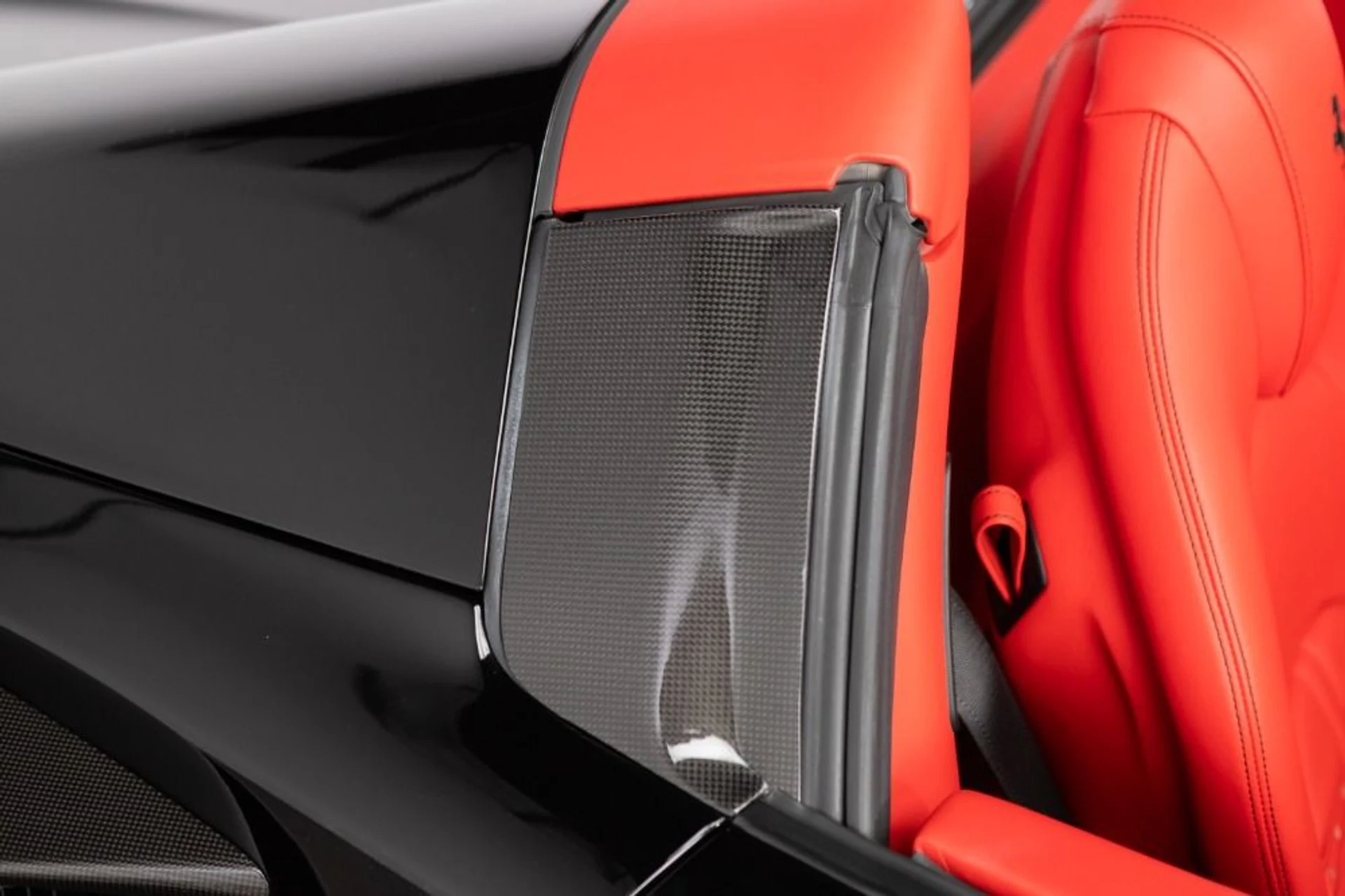 mph032_1478704462_Used_2021_Ferrari_F8_Spider_99427f1ff4