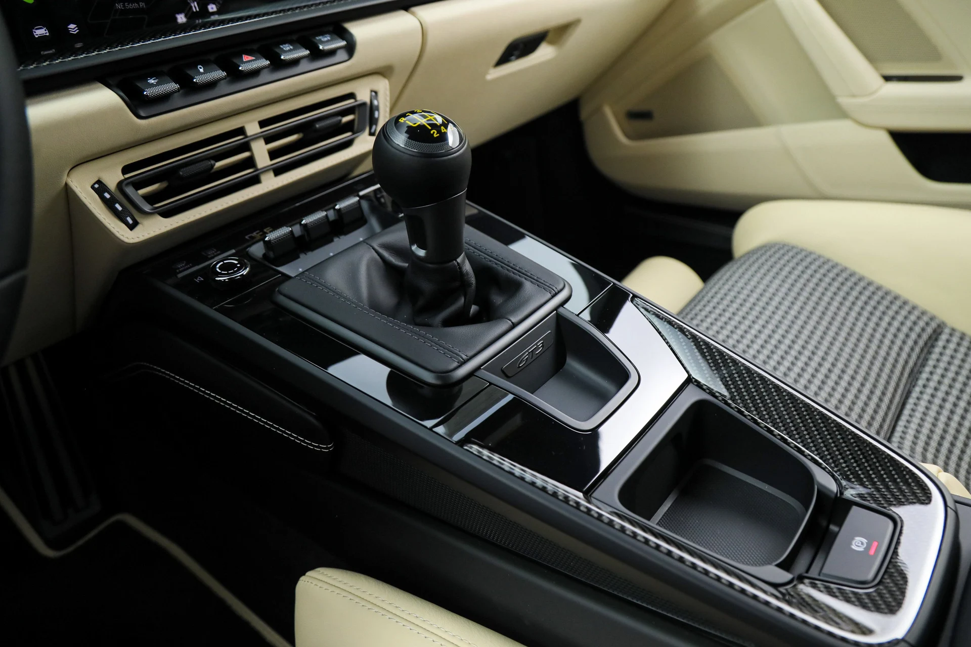 mph032_149543455_427a701c6358702fa1ed7b217cd77dc3_357b6dcac1