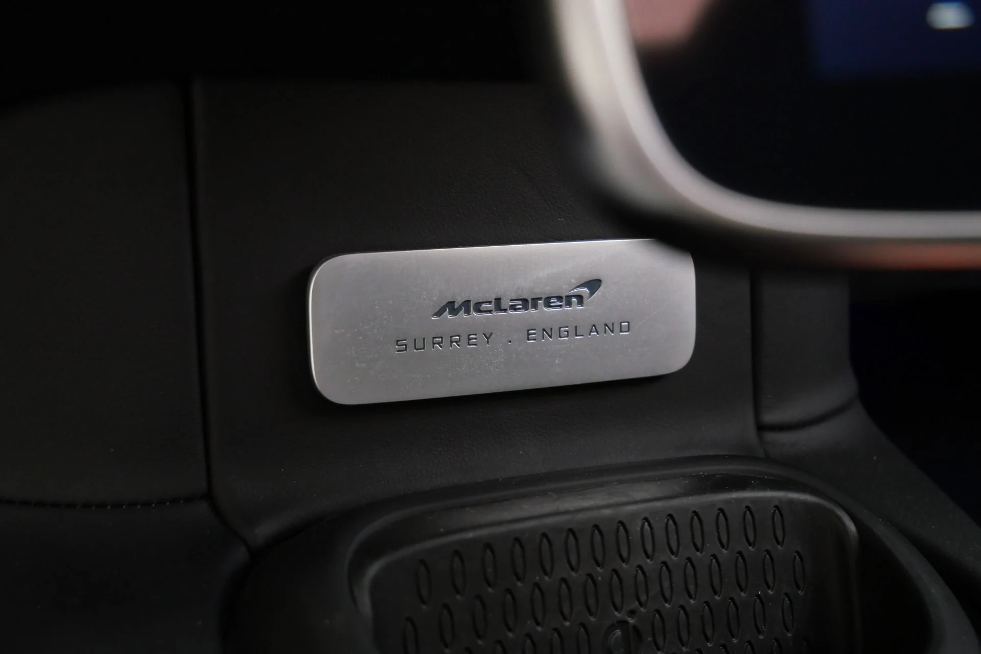 mph032_150112755_Used_2025_Mc_Laren_Artura_Spider_Low_Miles_Exterior_Carbon_Fiber_Upgrade_Pack_Sports_Exhaust_1756157132_6a76025367
