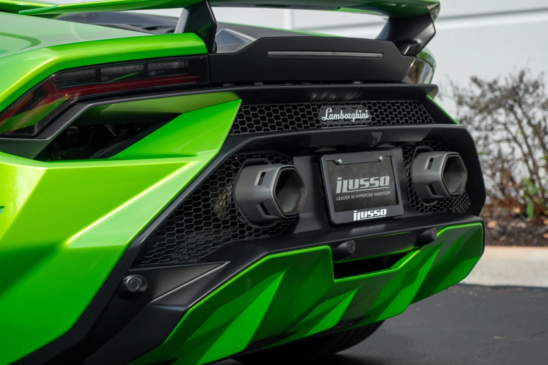 mph032_1502358964_Used_2023_Lamborghini_Huracan_Tecnica_1761058582_d8fdfeb7f5