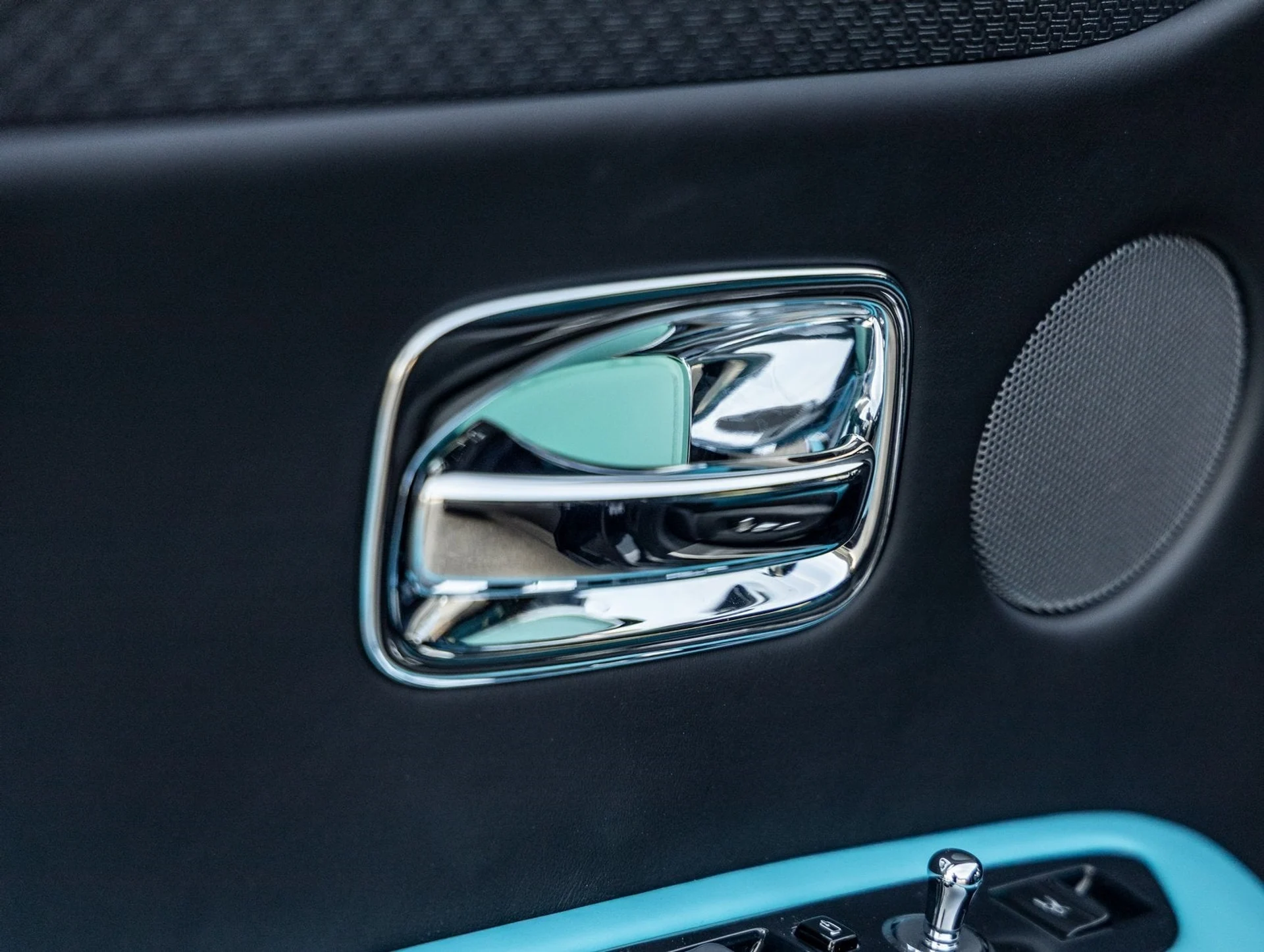 mph032_1506102313_33_960228015b