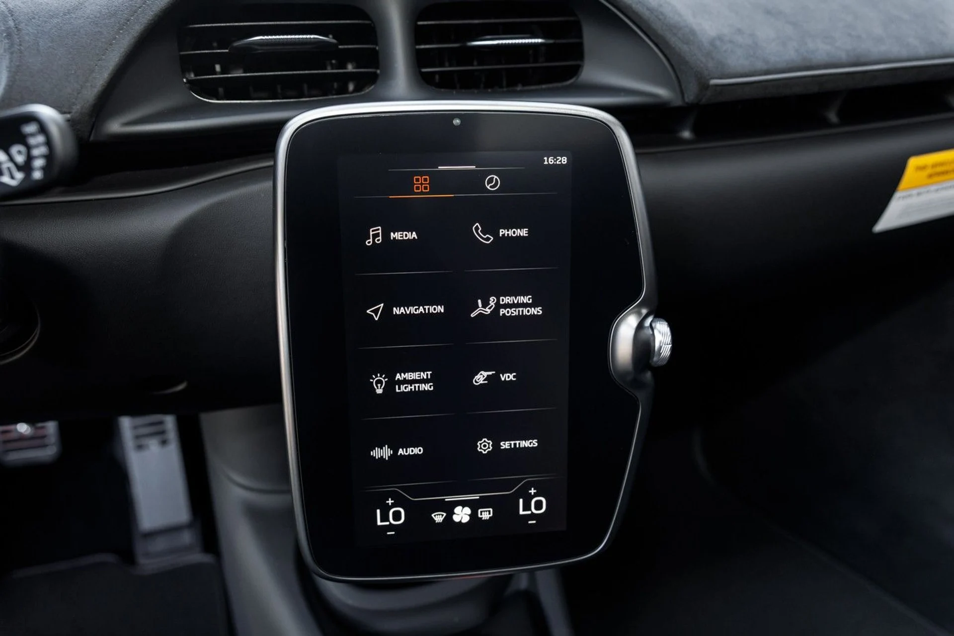 mph032_1507158428_669_p33_l_b1d03fd394