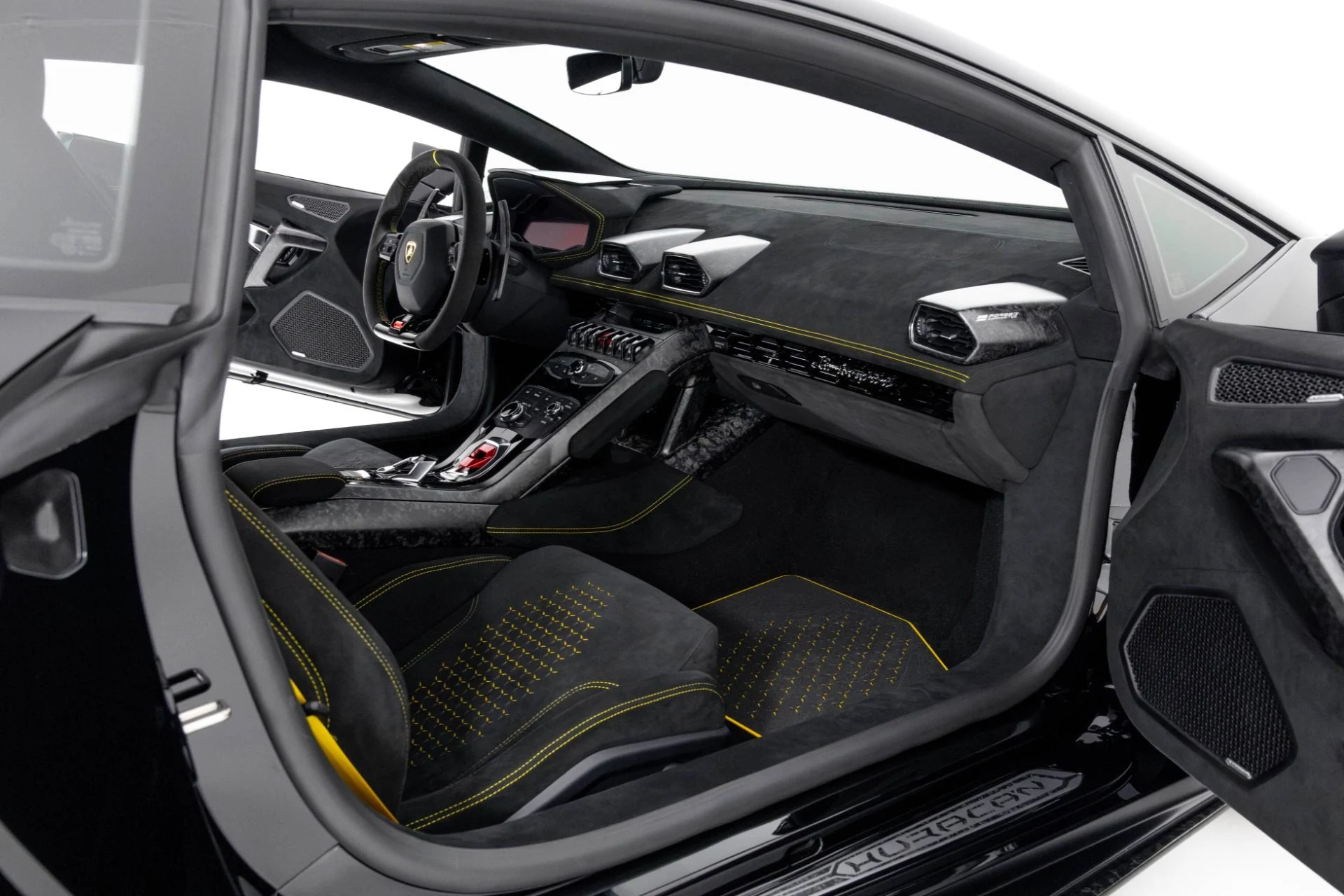 mph032_1510139387_Used_2018_Lamborghini_Huracan_Performante_1762565911_524cacc4cd