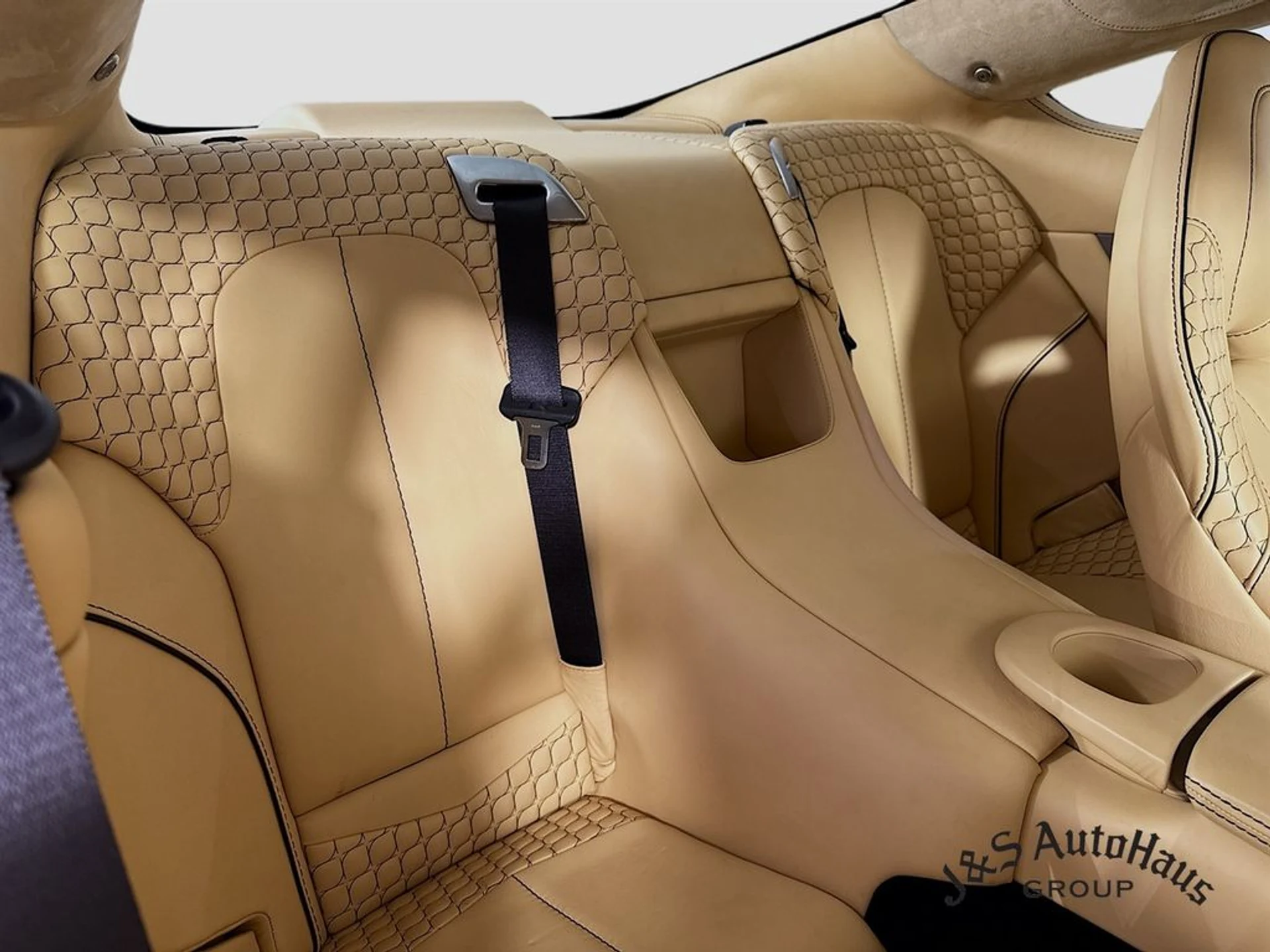 mph032_1520065396_7y0in2xmo33hki8jvo8hdi6vsi4r_d17a71b81f