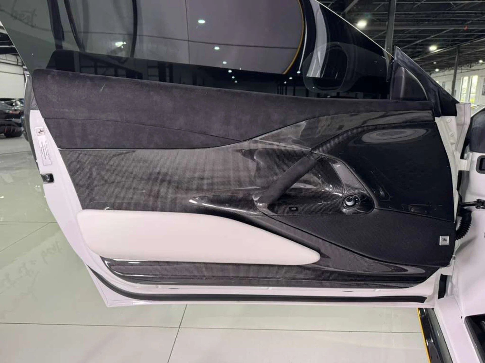 mph032_1523232483_803b49b9be8d986ef1849e2cef40bd89_17f934fbee