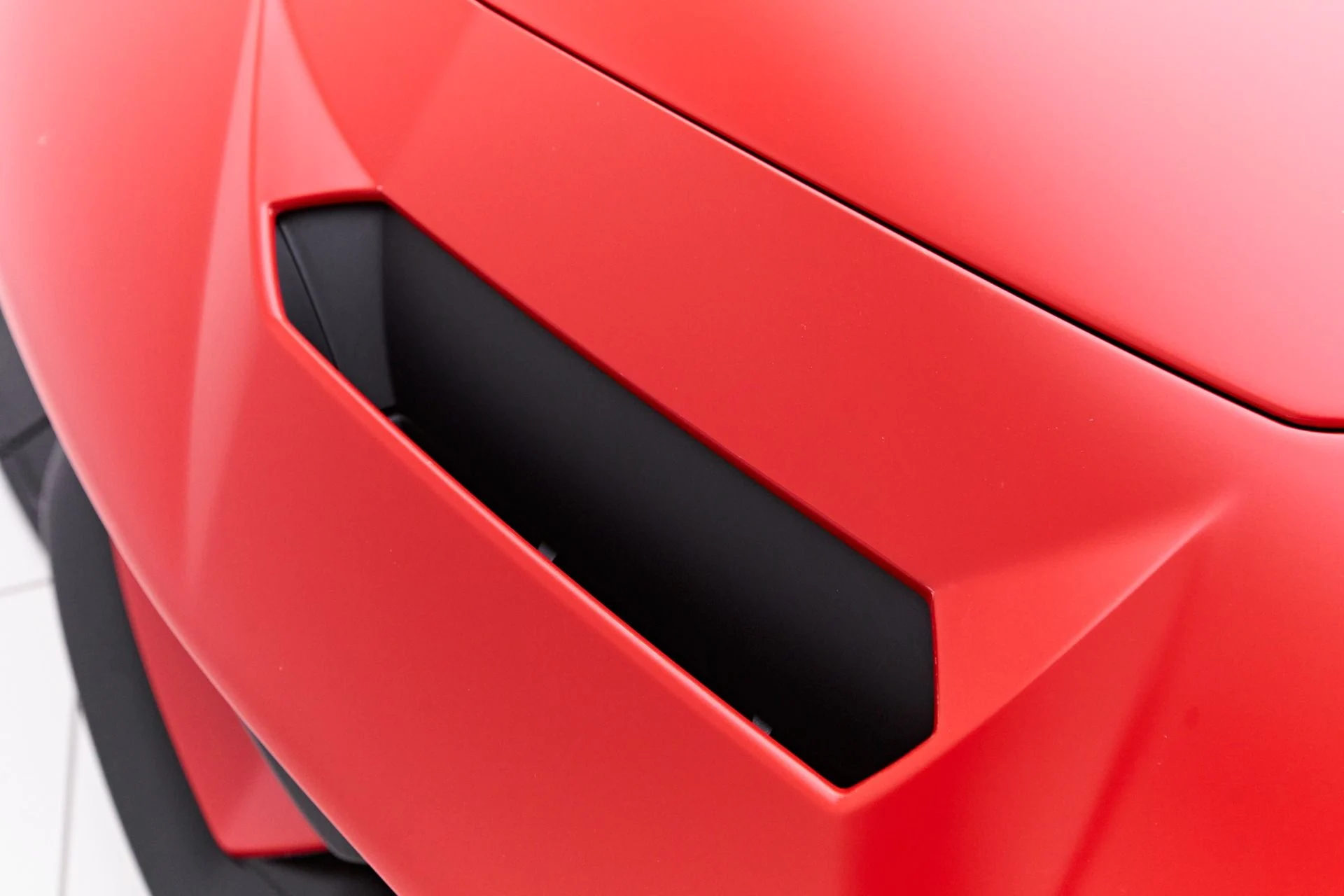 mph032_1524360536_Used_2019_Lamborghini_Aventador_SVJ_Base_1660667507_a50dff574f
