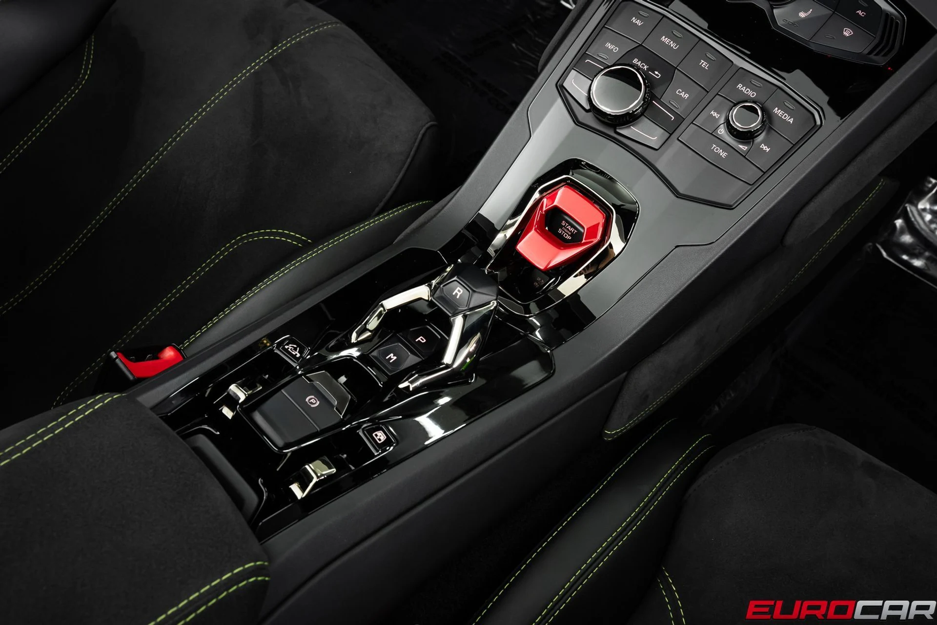 mph032_152799555_9c3f84f6_848a_4841_8443_e2d70a9f49f2_ae371c4352