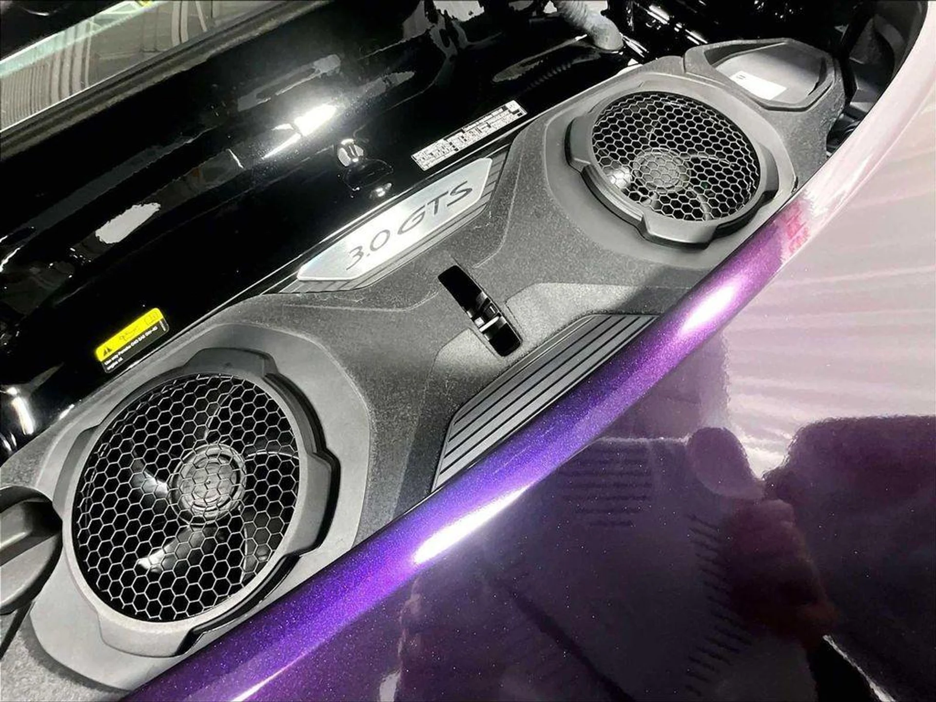 mph032_1531116395_b_Qv2a_Na_B_Rj_Ly5isdr_Udahk_s_QE_b14f47fd45