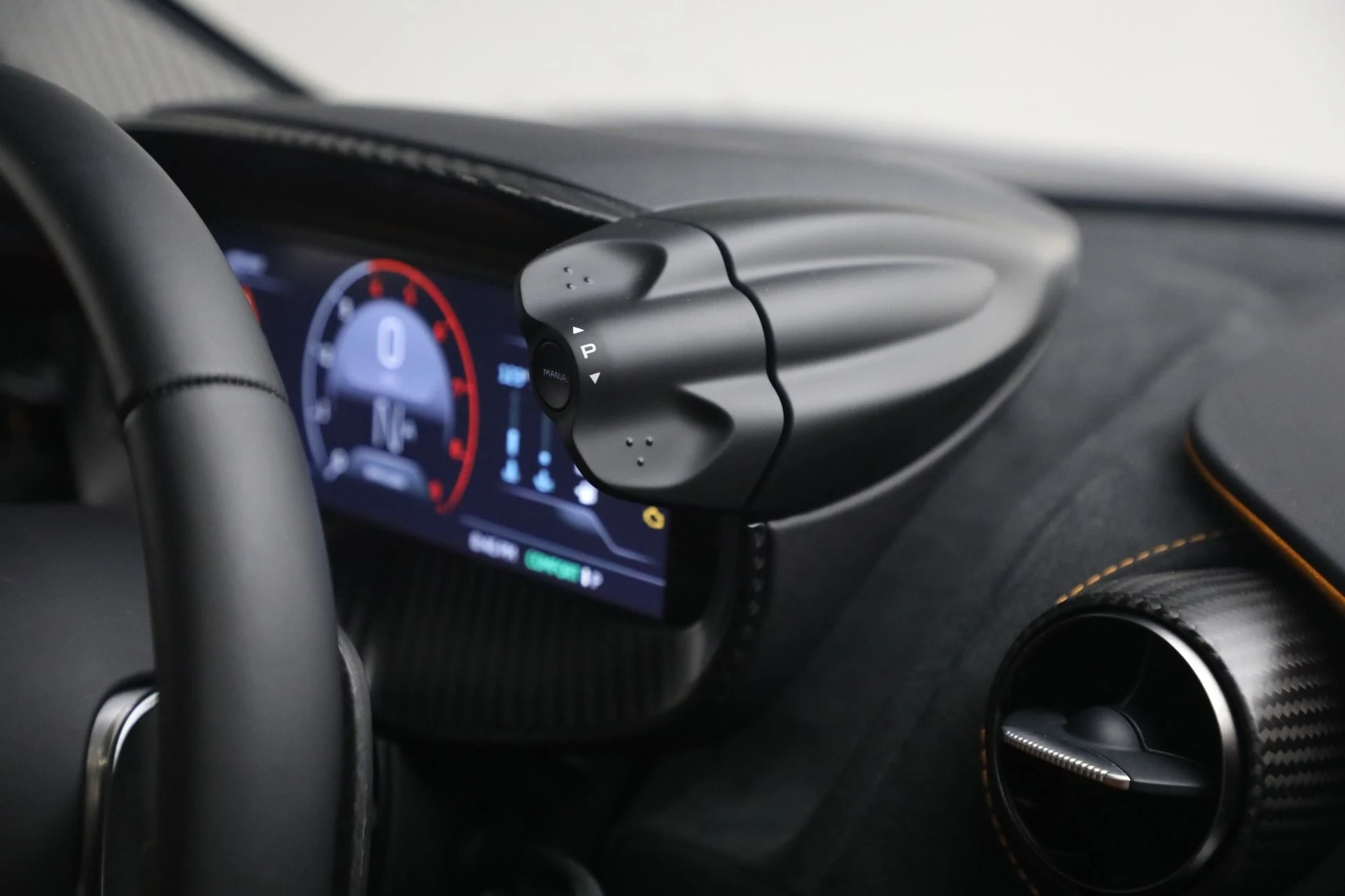 mph032_1532090040_Used_2024_Mc_Laren_750_S_Performance_5693a8b554