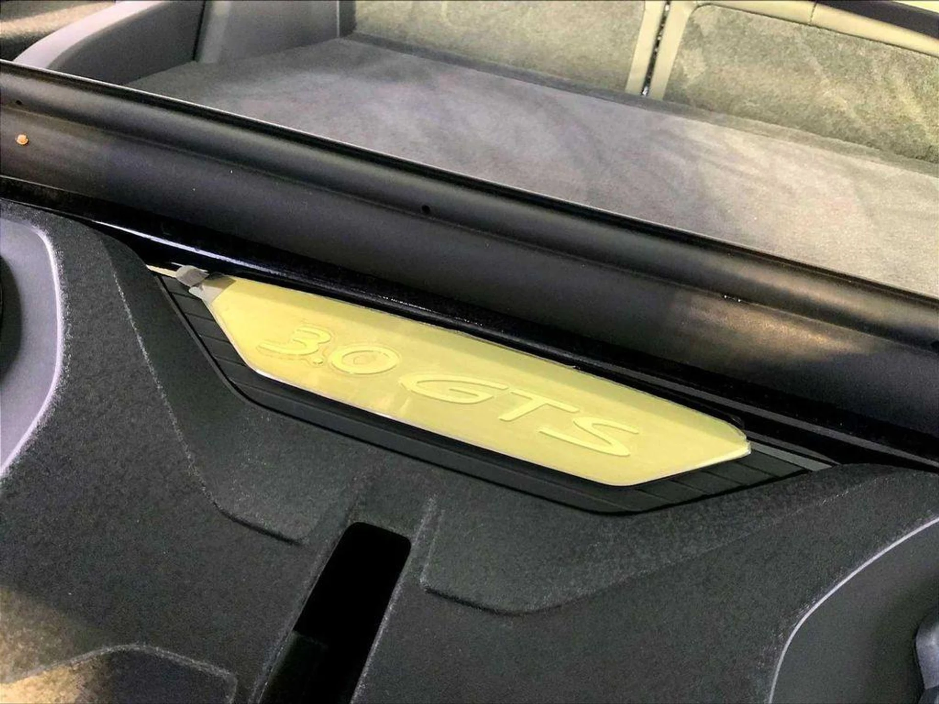 mph032_1532545200_N_Nc4_Z49y_1f_O2_Otr1_Vd8nhp_DA_g_3cf4a49d51