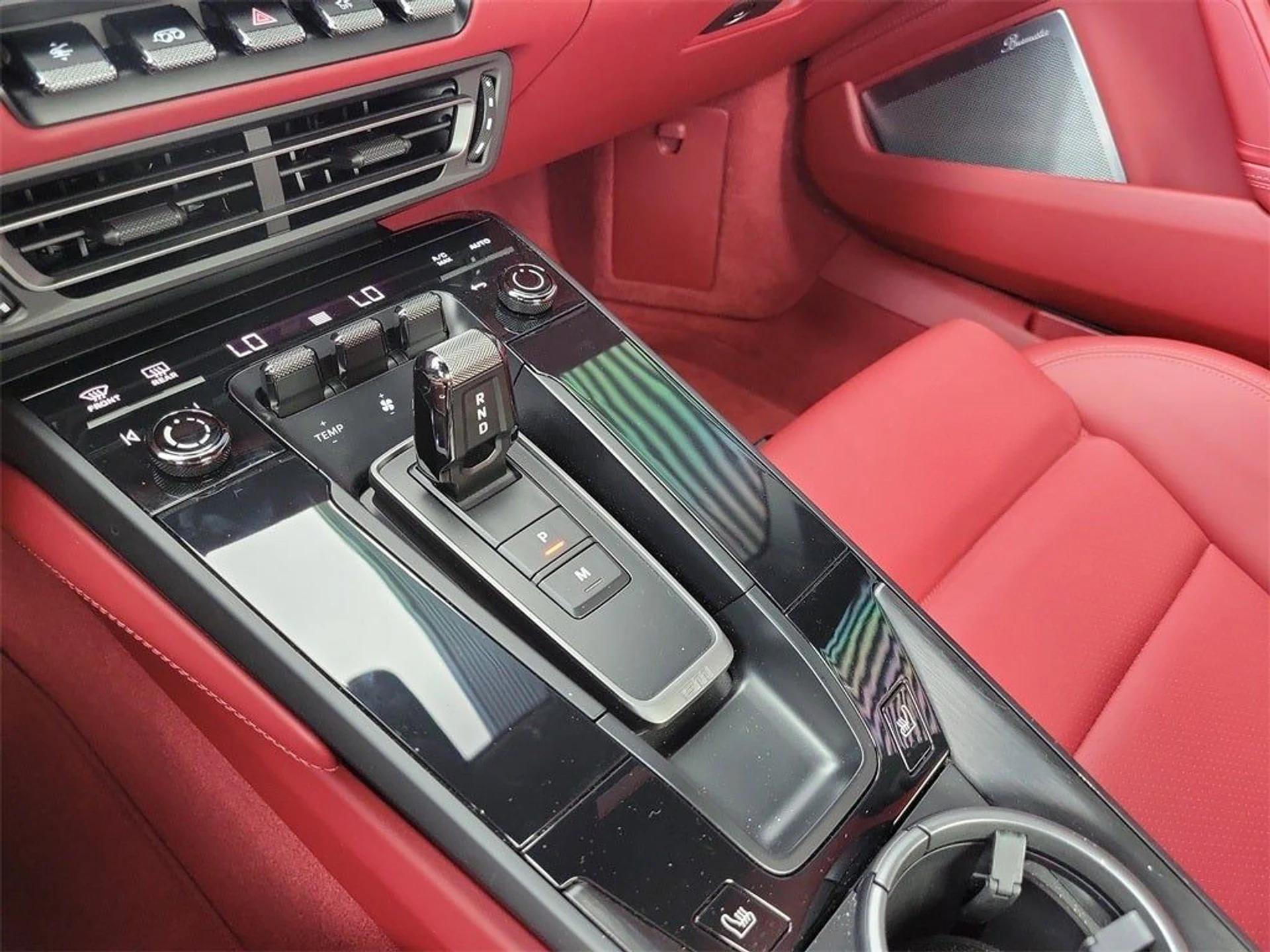 mph032_1536166988_33_26352bfe75