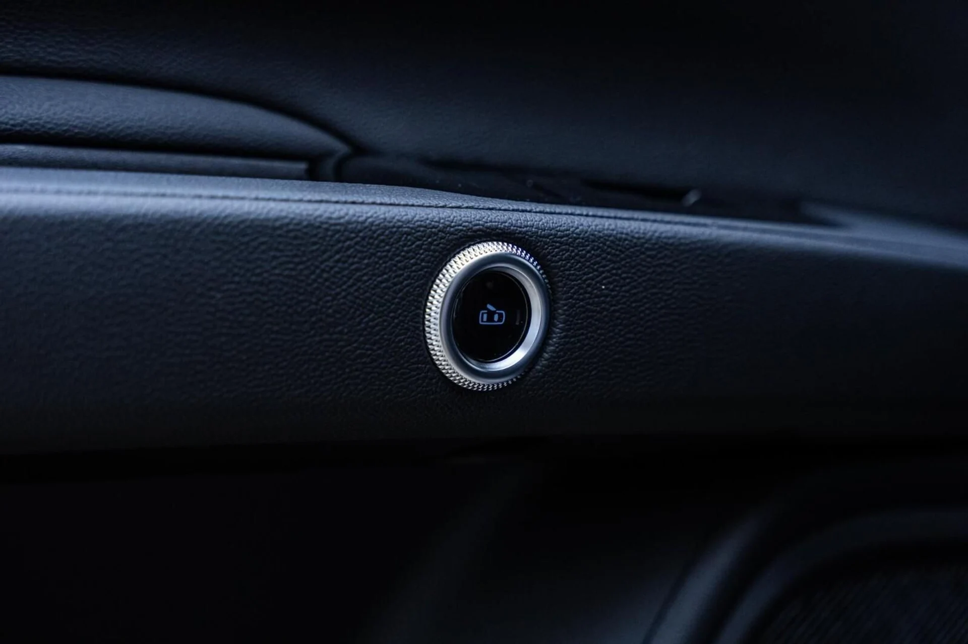 mph032_1542421793_Used_2024_Maserati_Grecale_GT_1761369428_a7d5645bcf