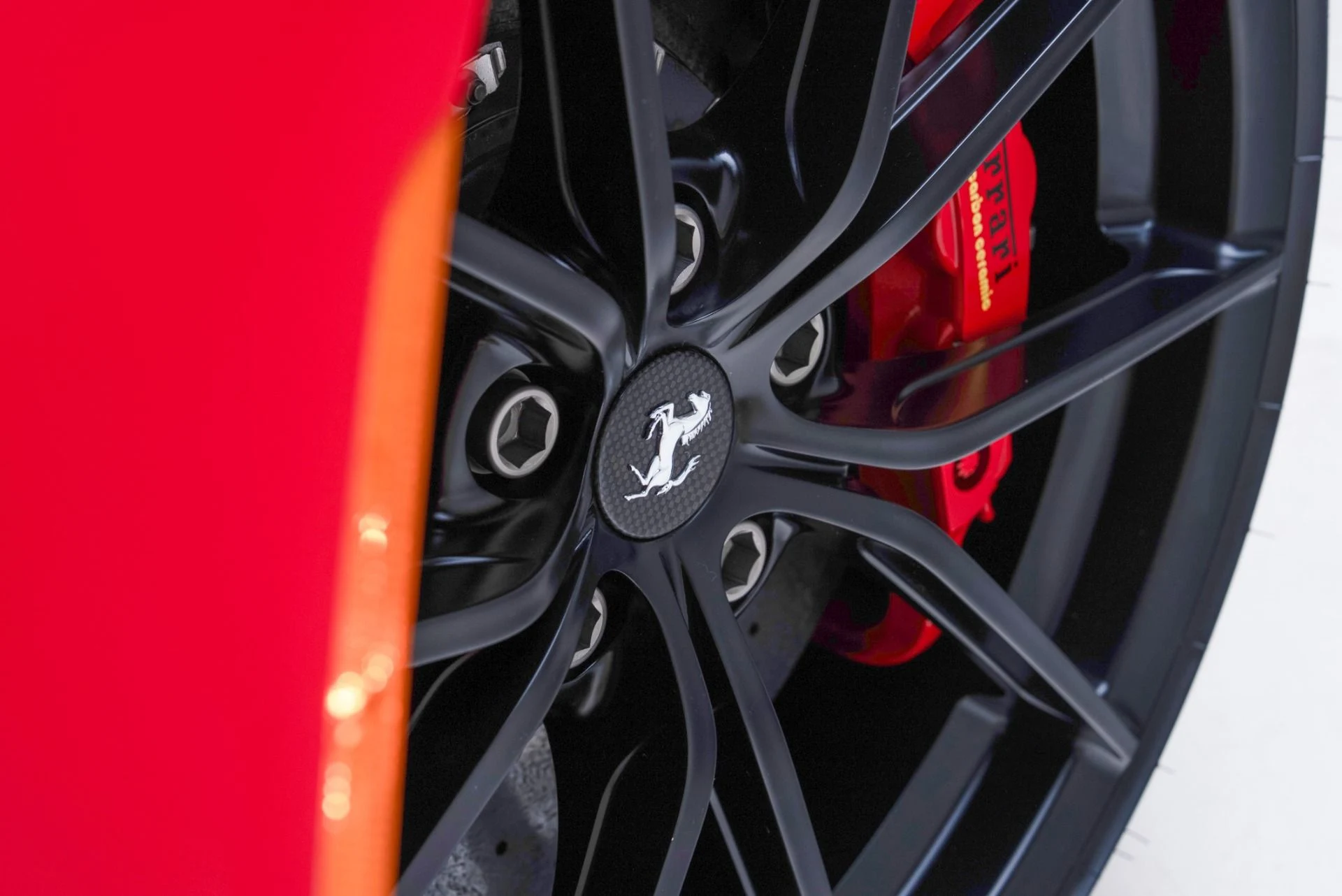 mph032_1548236563_Used_2020_Ferrari_488_Pista_1779389946_2787e5f684