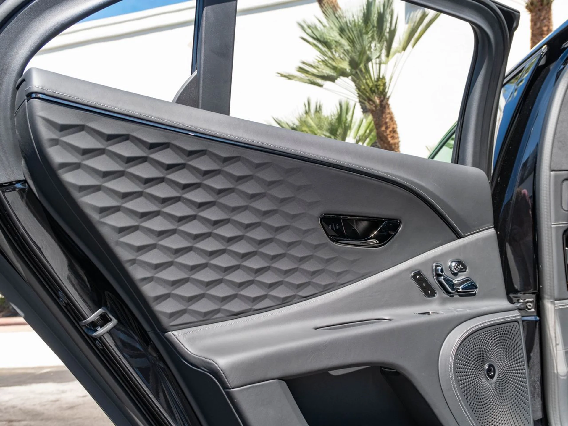 mph032_1556145008_6addca7841fee187f6024a9a5bbcb130x_3d237bffb7