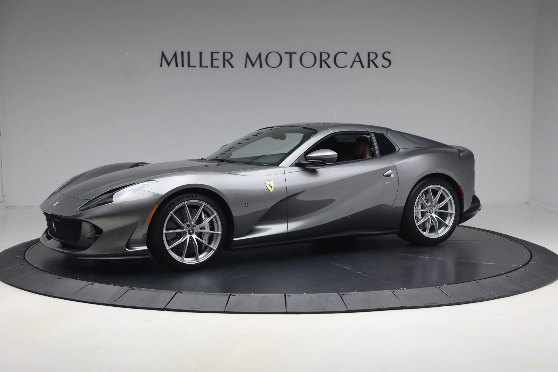 mph032_1563083751_Used_2021_Ferrari_812_GTS_1781727053_eedd5f2c76