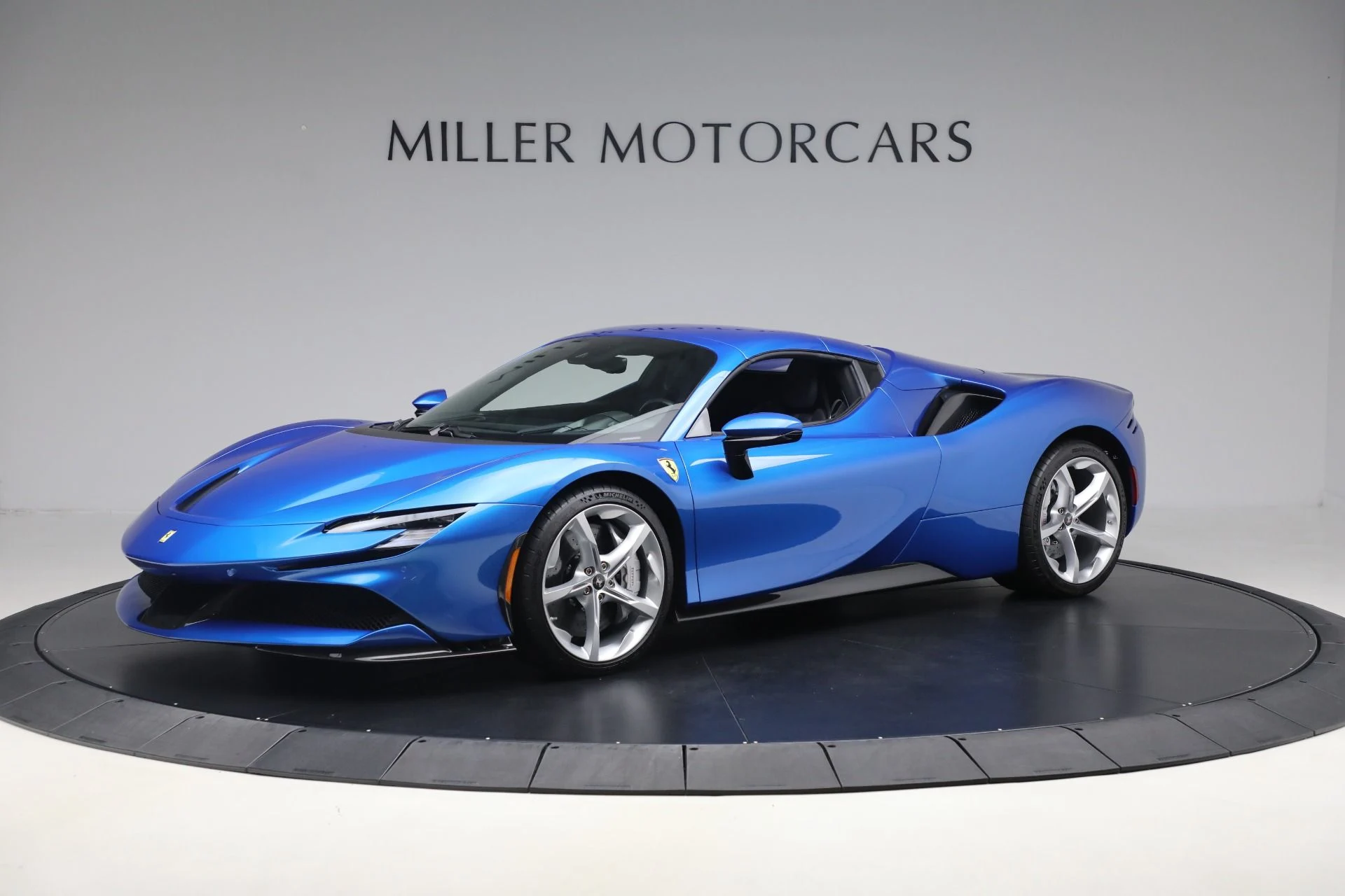 mph032_1574778975_Used_2024_Ferrari_SF_90_Spider_ac0bcfaa32