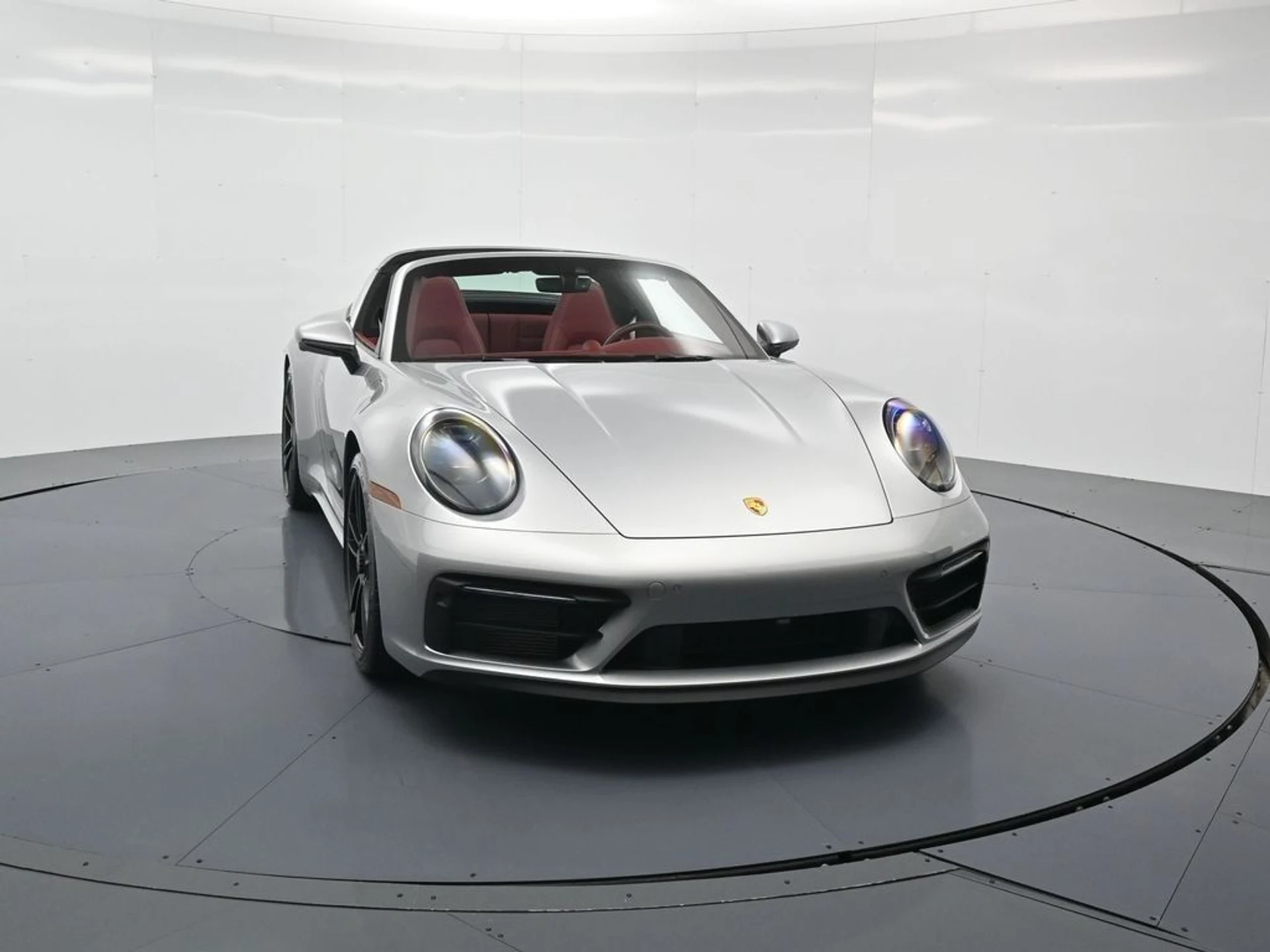 mph032_1582480710_7b4aed4cc9095da116200888d838f67bx_6d681f985c