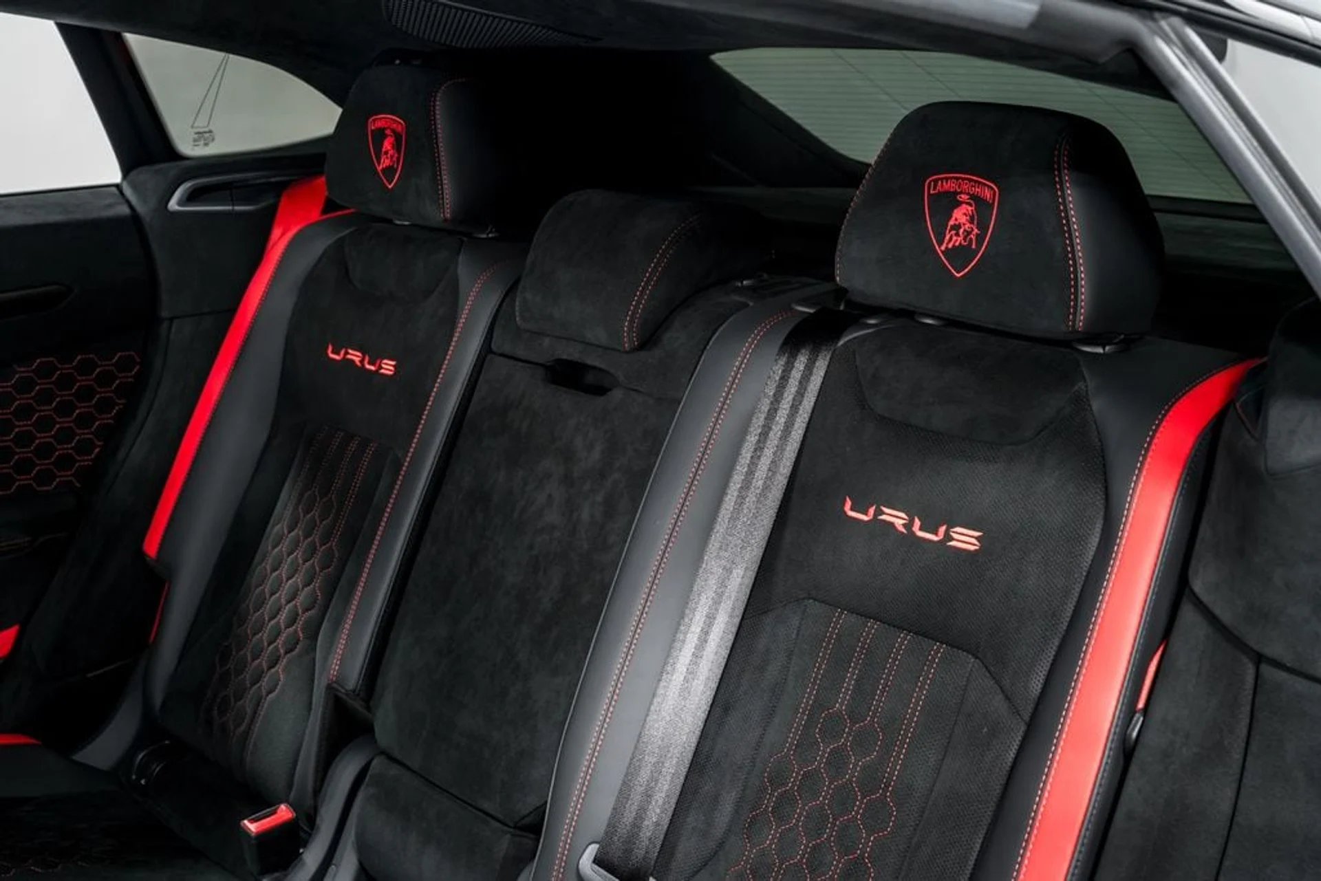 mph032_1582633407_e5f9266fff8123241291917159664460x_b70733731b