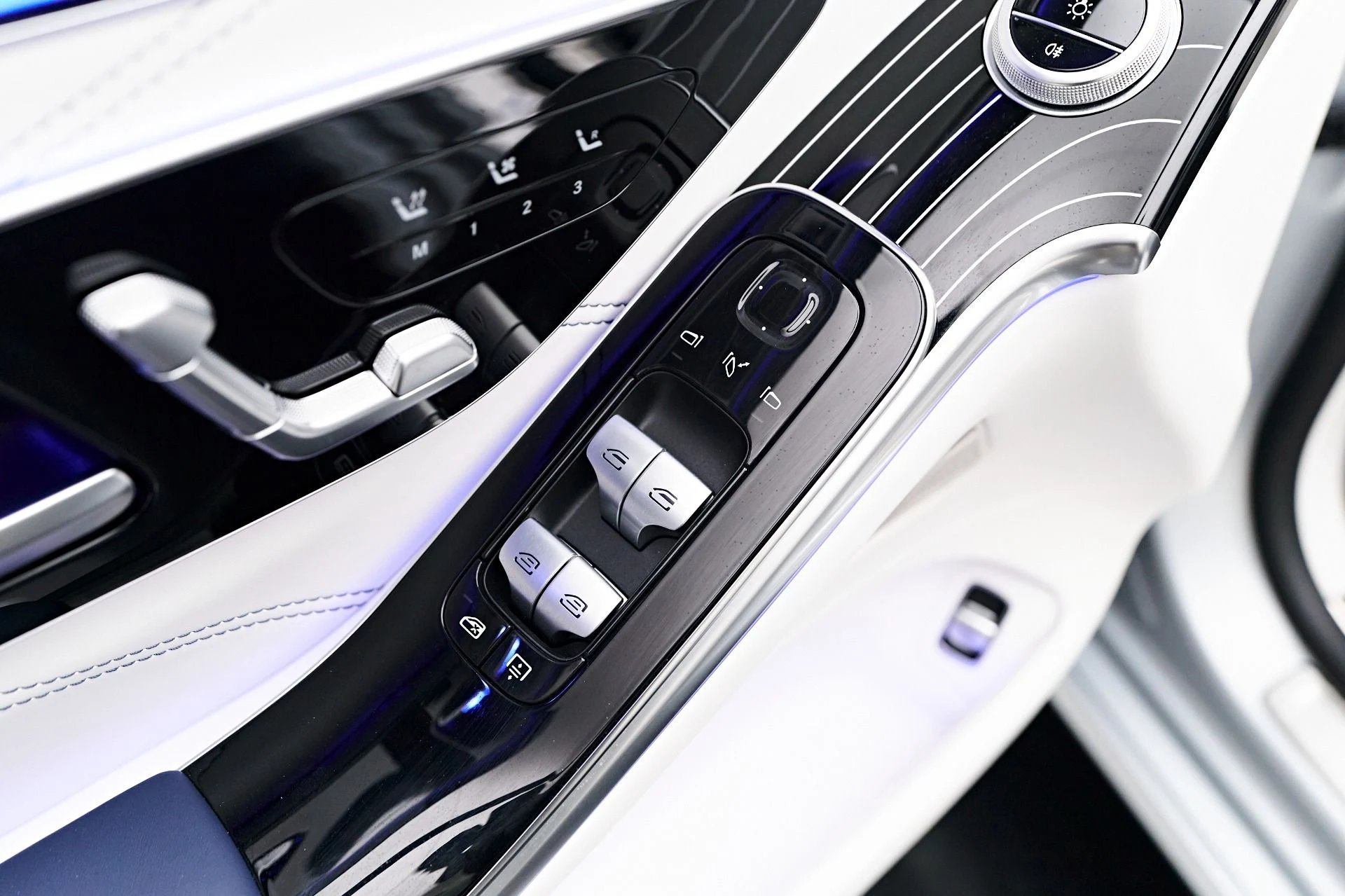 mph032_1599257732_Used_2024_Mercedes_Benz_S_Class_Maybach_S_680_1729209539_f1d722dba4