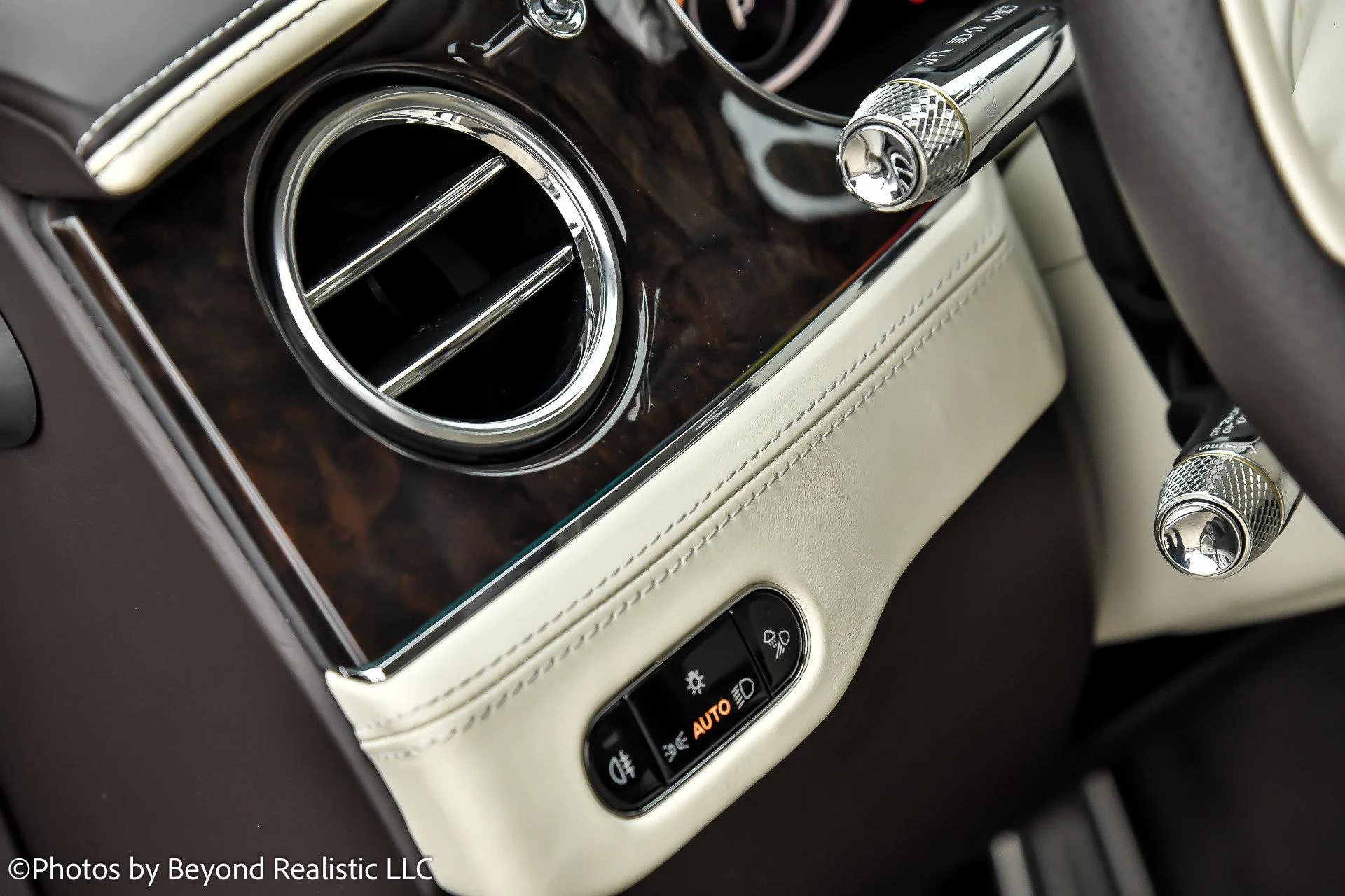 mph032_1603315991_Used_2020_Bentley_Continental_GT_Convertible_1763802361_05562e672d