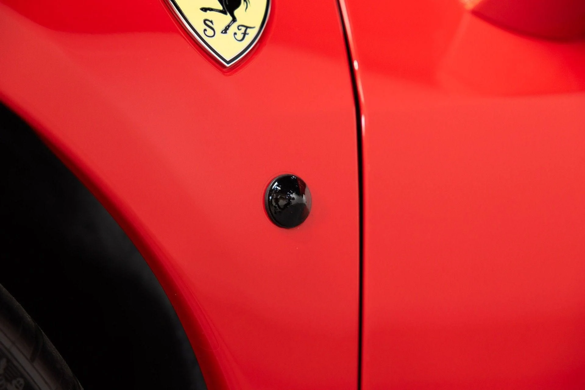 mph032_1631660321_Used_2014_Ferrari_458_Spider_1791985650_6823d572d9