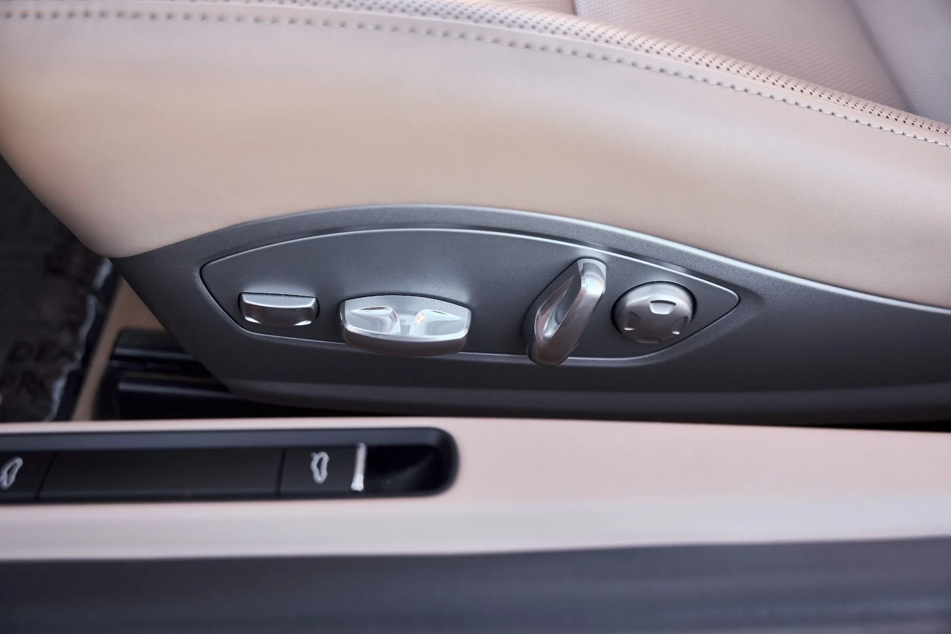 mph032_164311084_Used_2015_Porsche_911_Carrera_S_1768869375_f91b200f6e