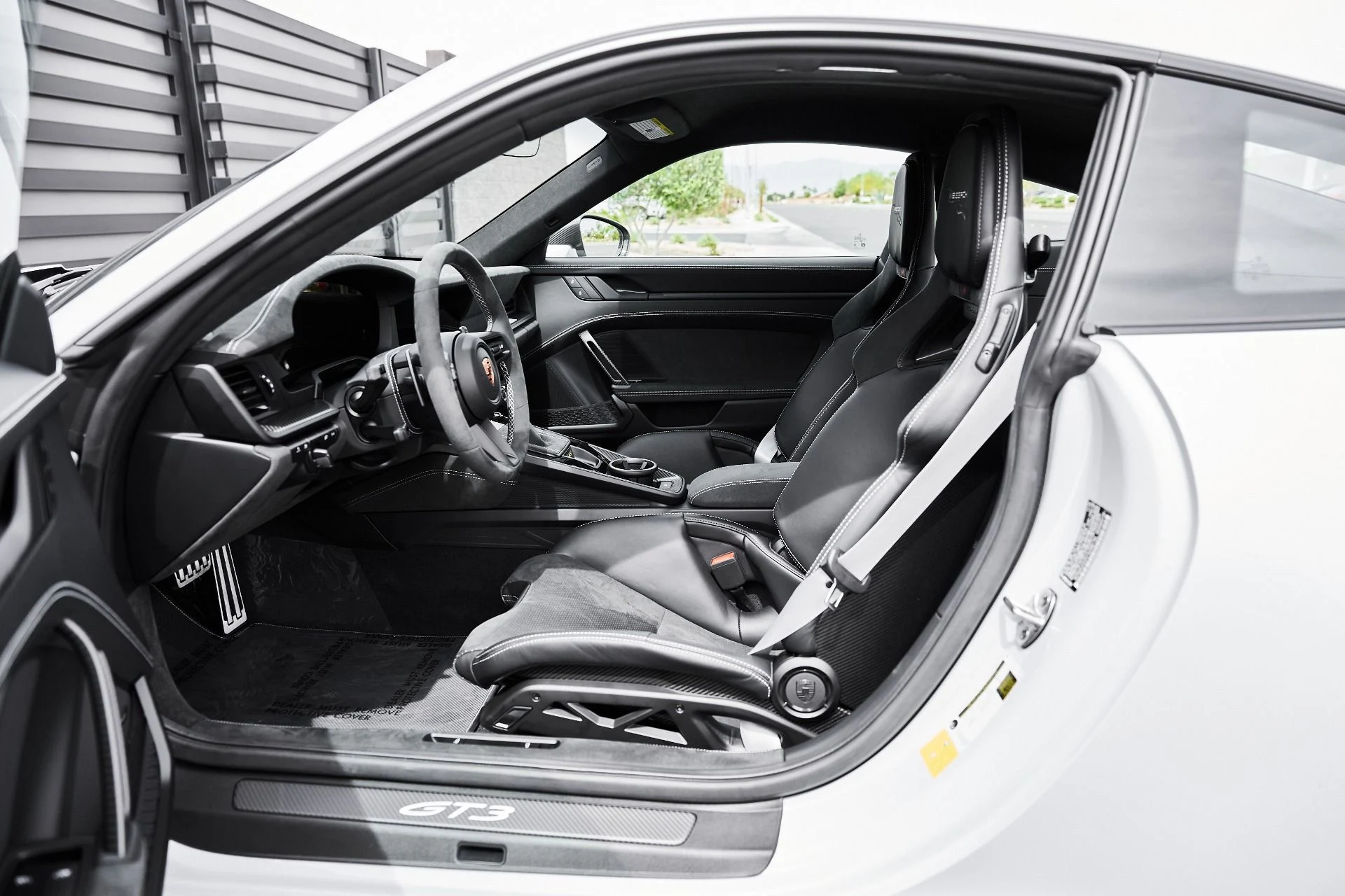 mph032_1676947809_Used_2026_Porsche_911_GT_3_1774923032_9089371a2b