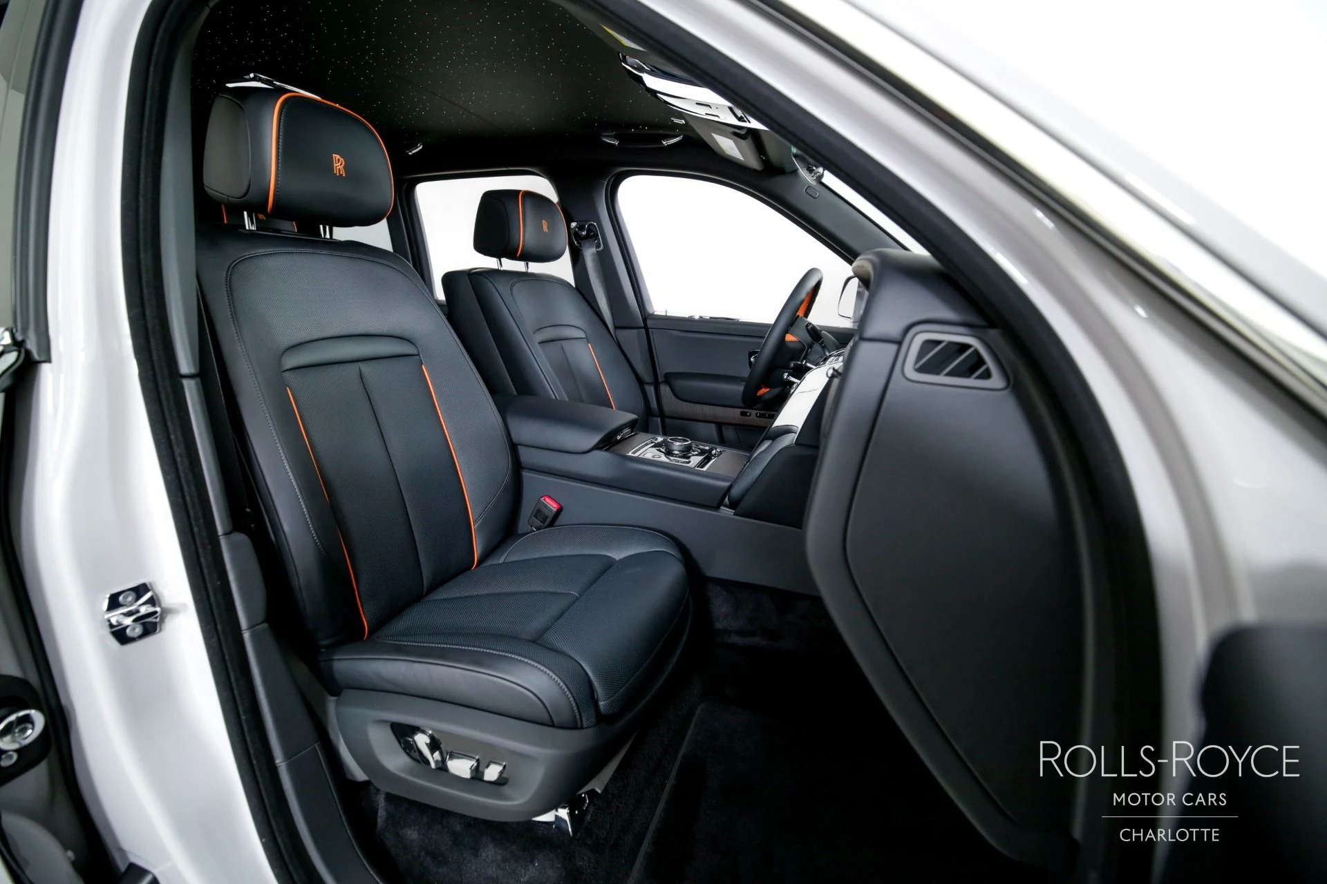 mph032_1678991837_Used_2024_Rolls_Royce_Cullinan_1750950017_5a913661dd
