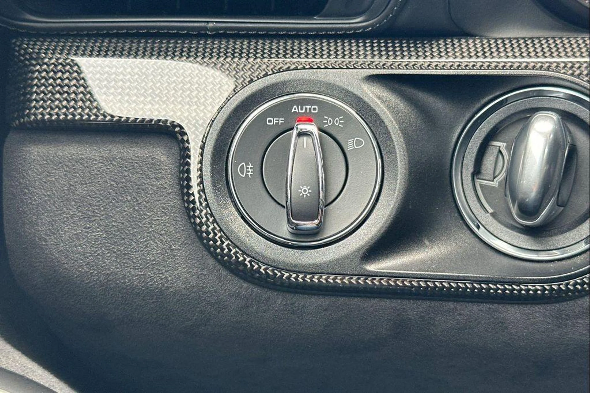 mph032_1686530552_s6_YO_5_B86sq_E_Mc_S0ch_Jcpu7_JF_Kt_U_5691df25b7