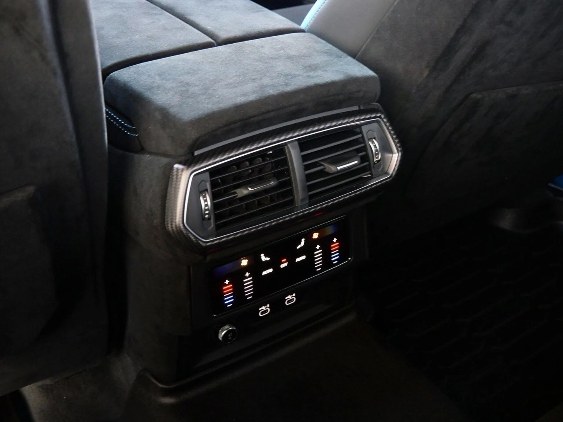 mph032_1688484383_c408ce2c45ef134ebfeb737dd8679cc2x_0896e0414c