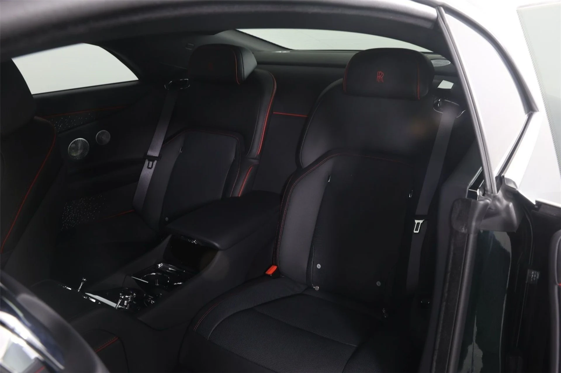 mph032_1691382504_105619aa5473130895441a8d1c0a315b_b934ec86bb