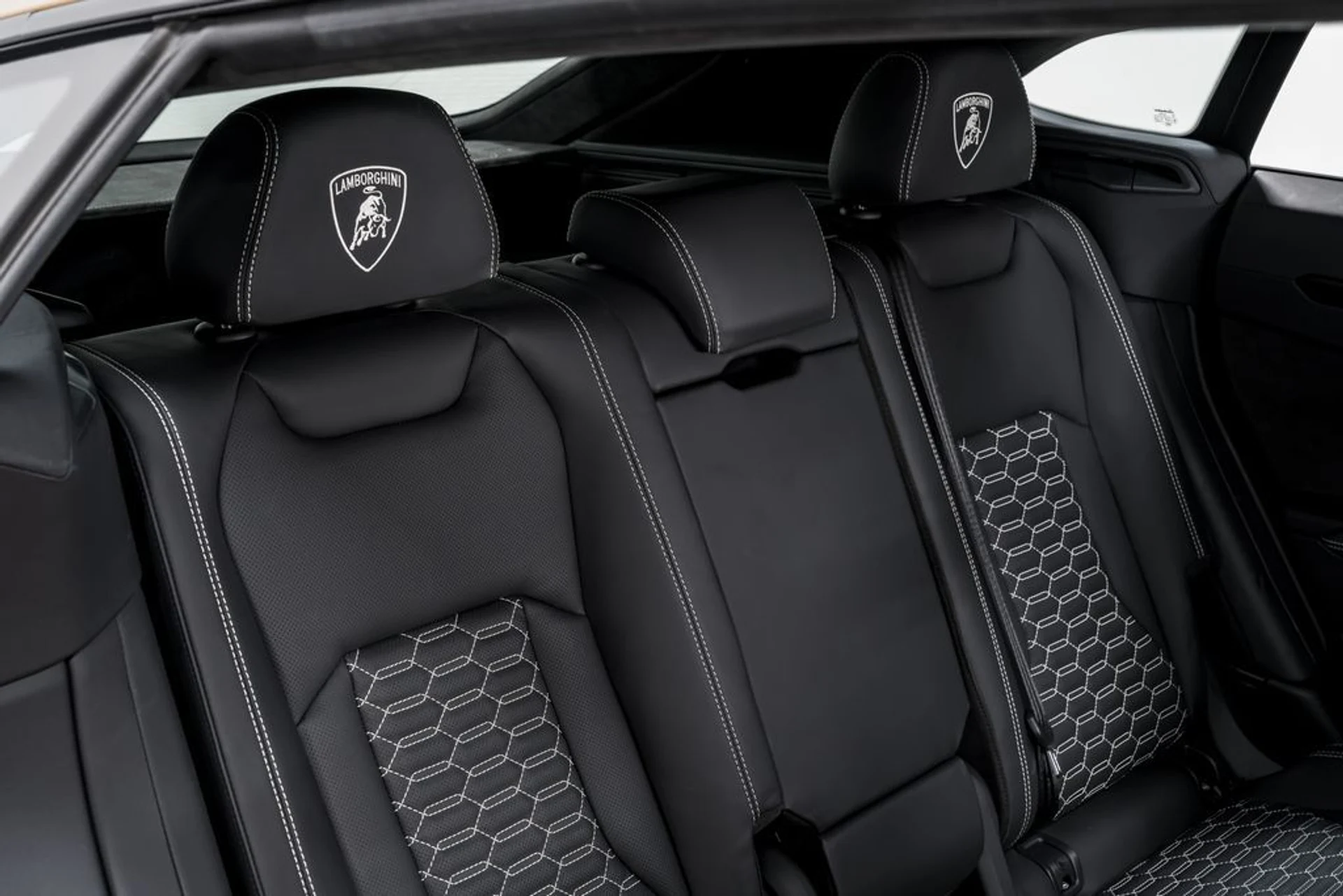 mph032_1692555870_21721cc9ce47cf1dc0f13bf106fd2070x_58f265d18d