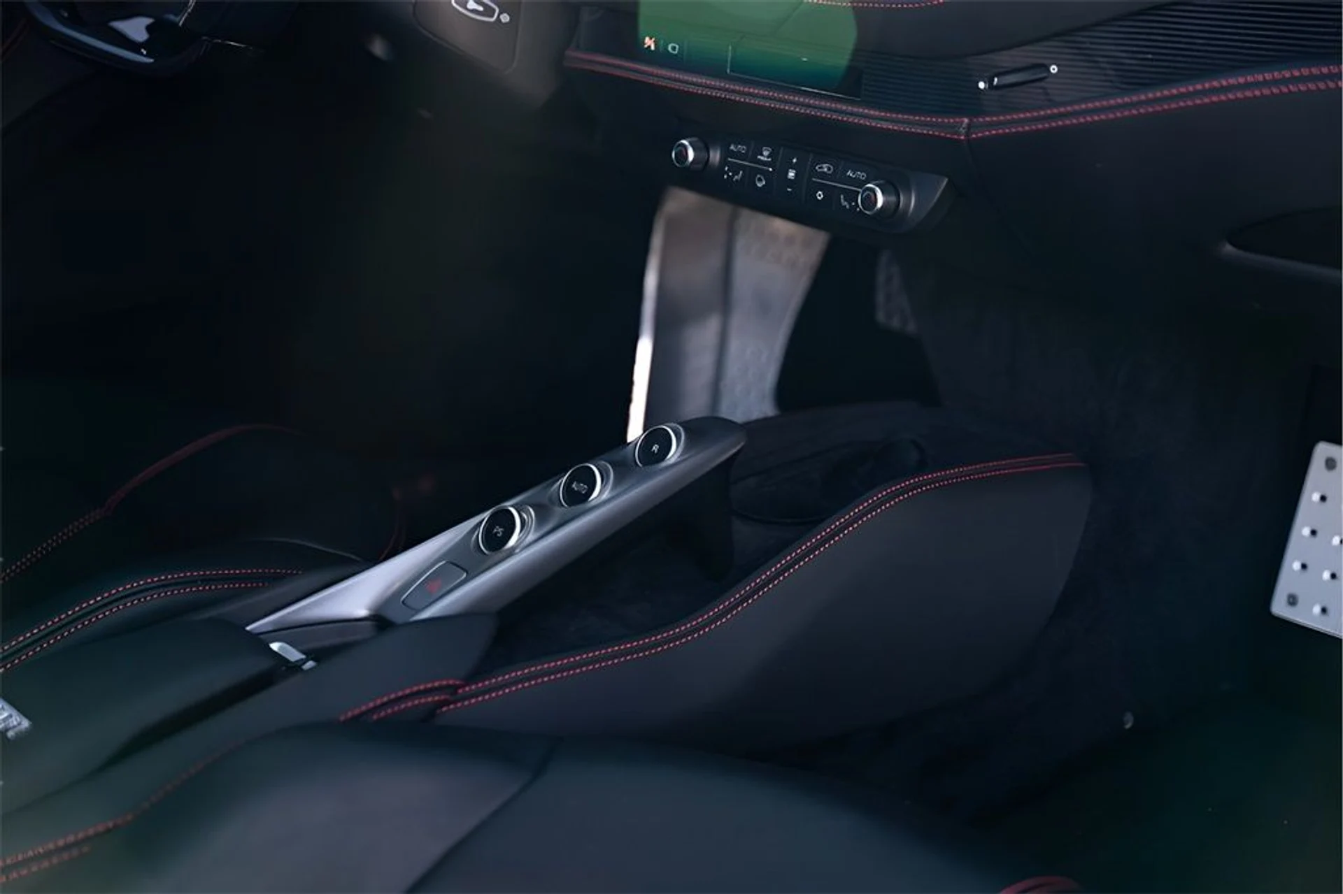 mph032_1719226949_image_34_5880f5729b