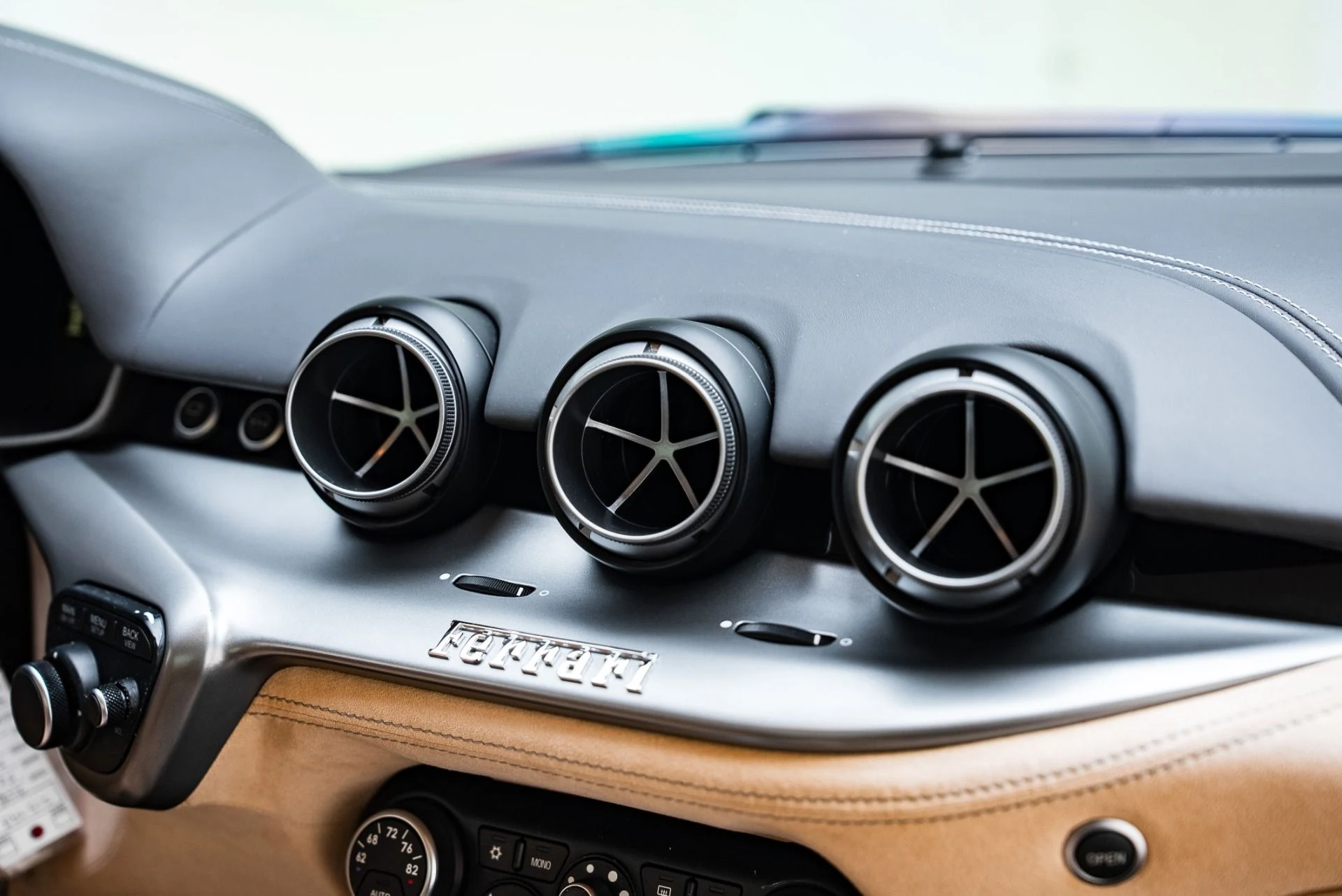 mph032_1720896502_Used_2016_Ferrari_F12berlinetta_1767213541_269635fcb1