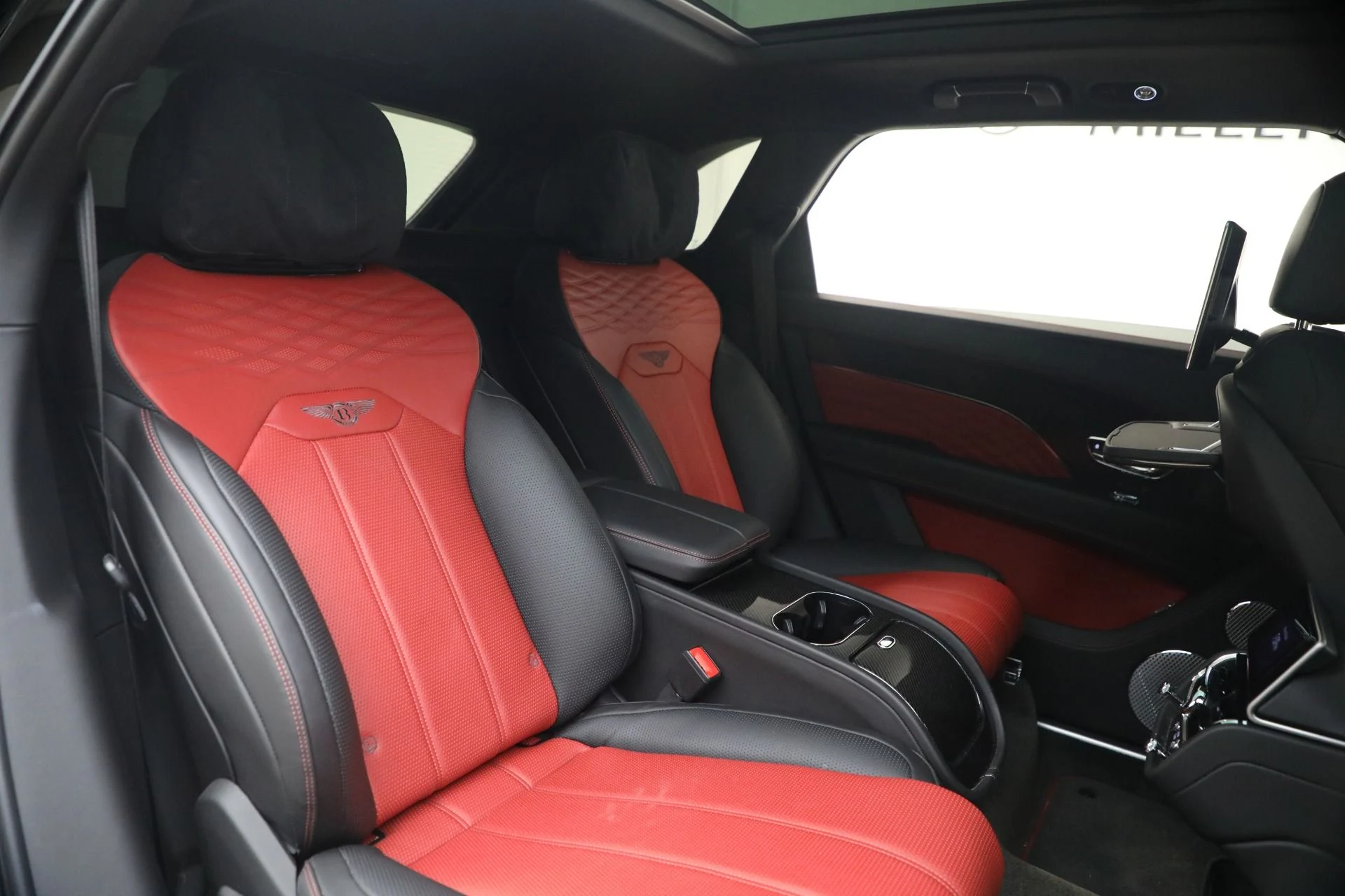 mph032_1737641024_Used_2023_Bentley_Bentayga_EWB_Azure_V8_First_Edition_1772501694_cf44dd9b40