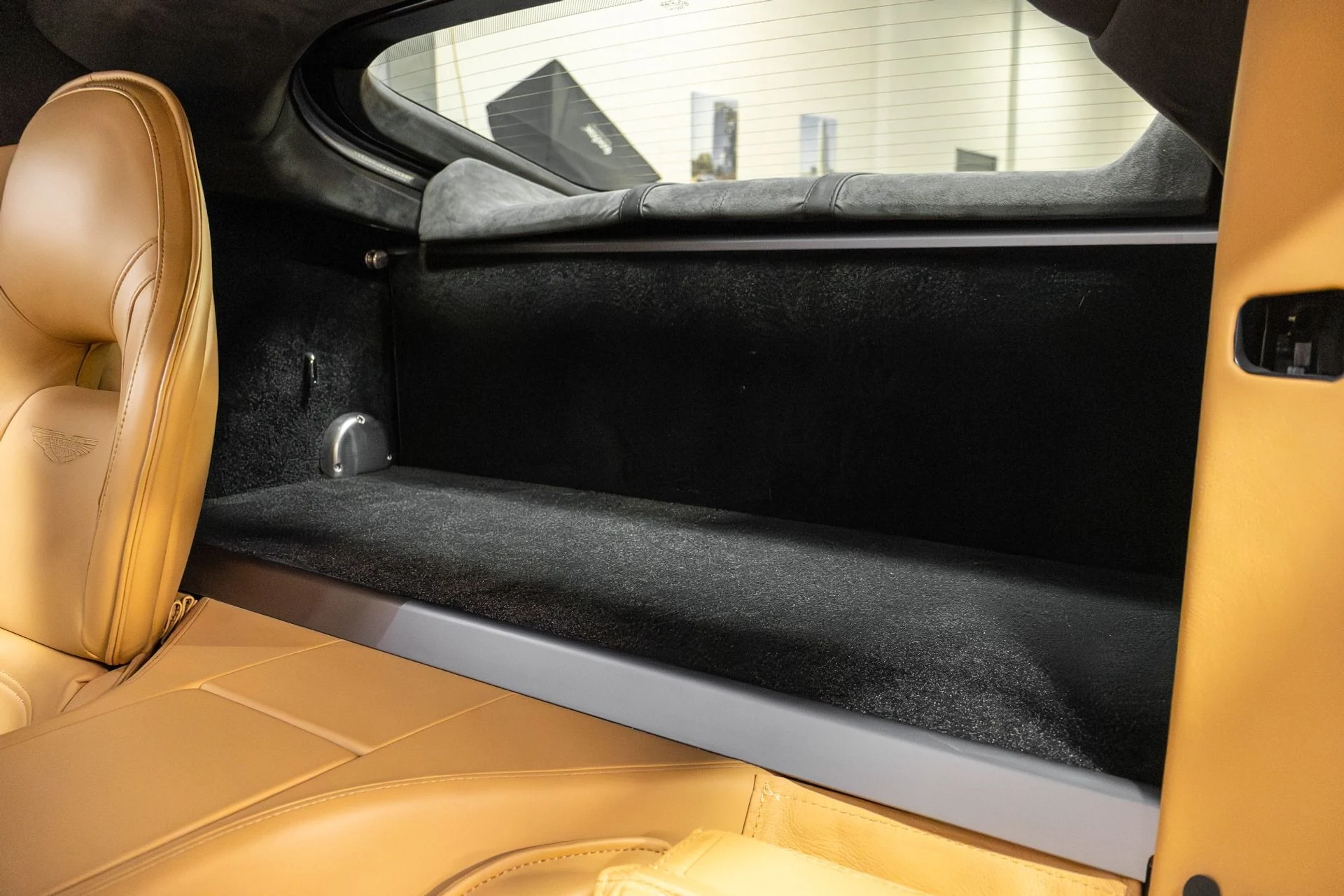 mph032_1747037272_Used_2016_Aston_Martin_Rapide_S_1767648441_719b936097