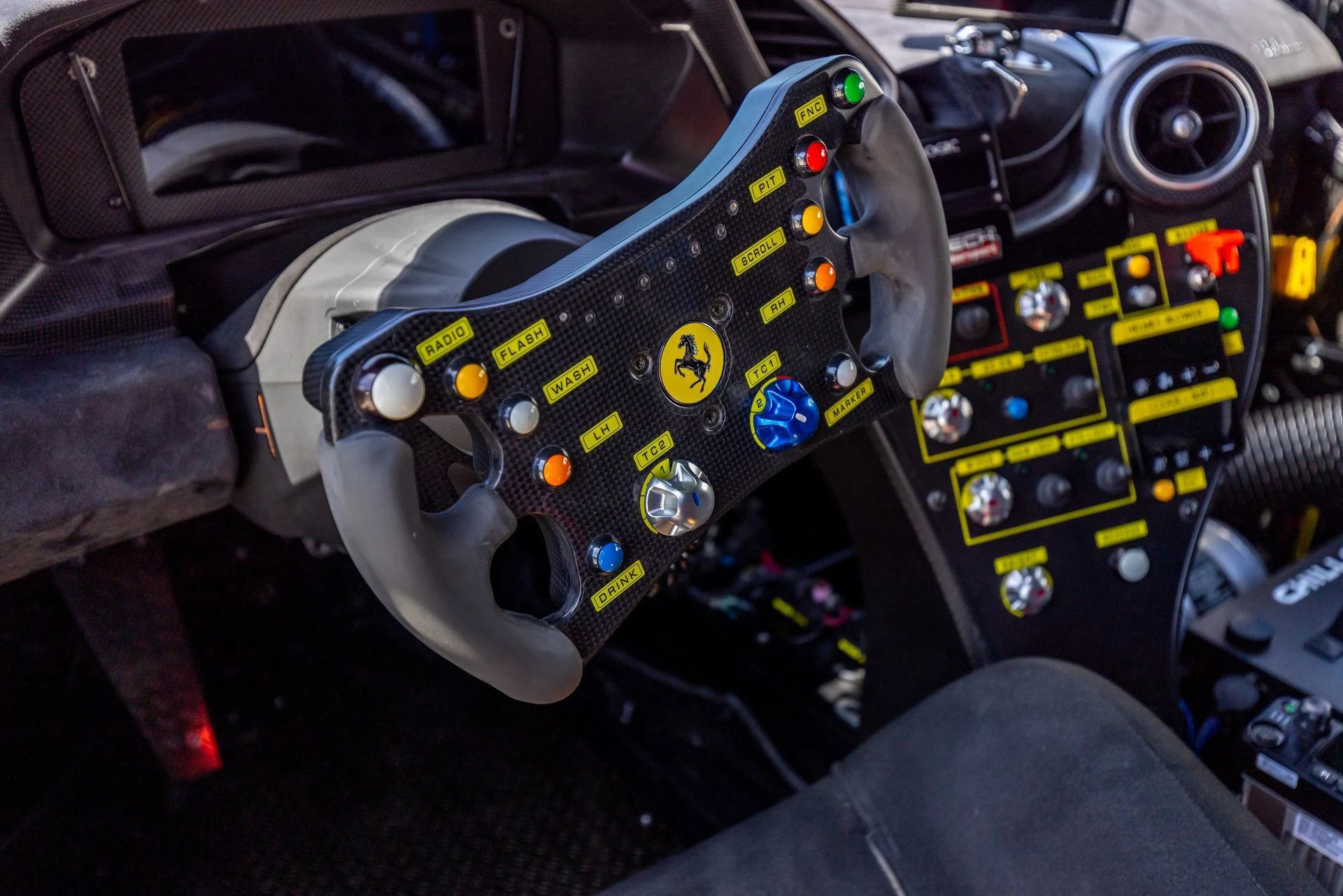 mph032_1747771475_27245c1d0a0348ffbf6428e462cda692_1961387229