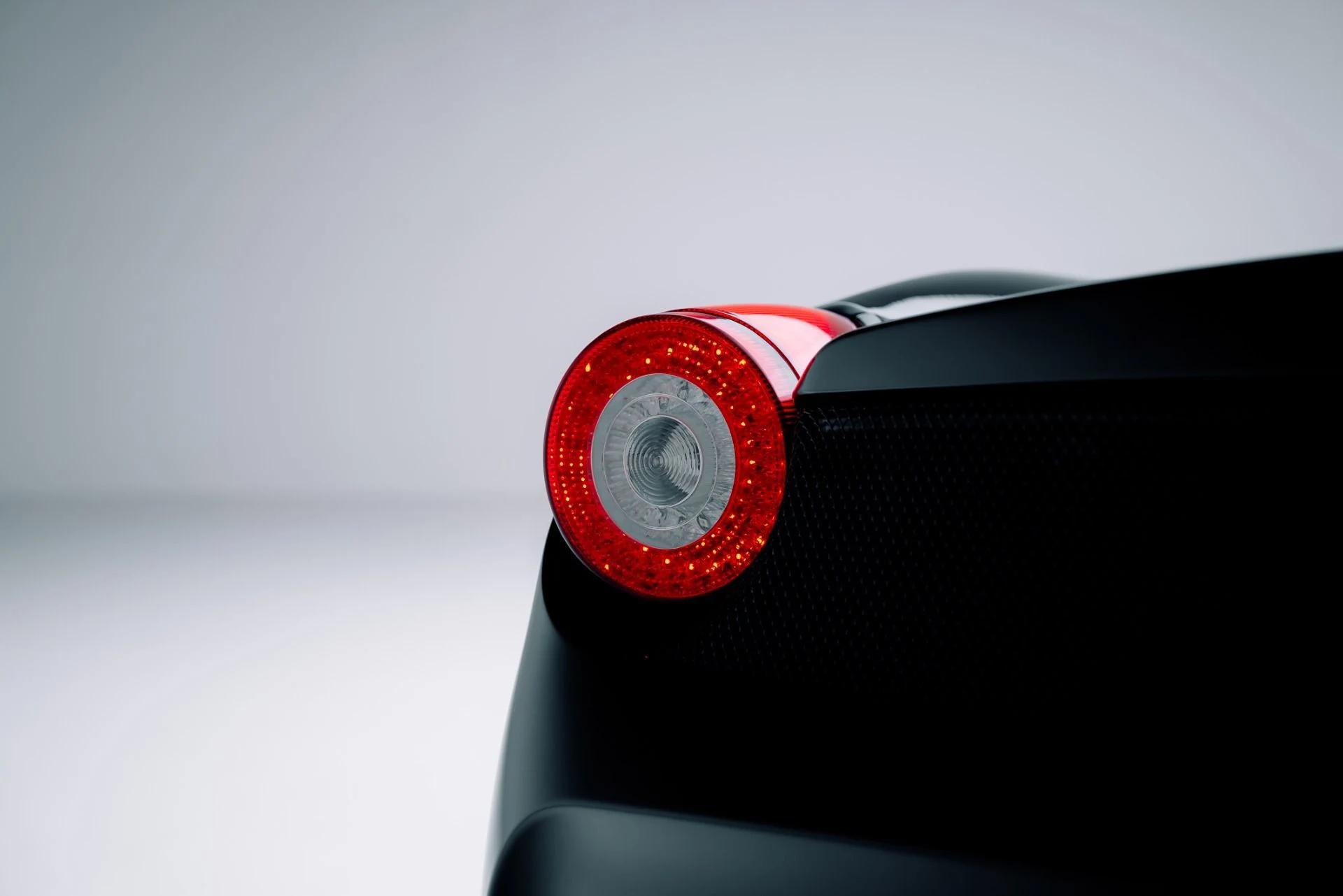 mph032_1750763988_Used_2015_Ferrari_458_Speciale_1763680204_ca02dadafc