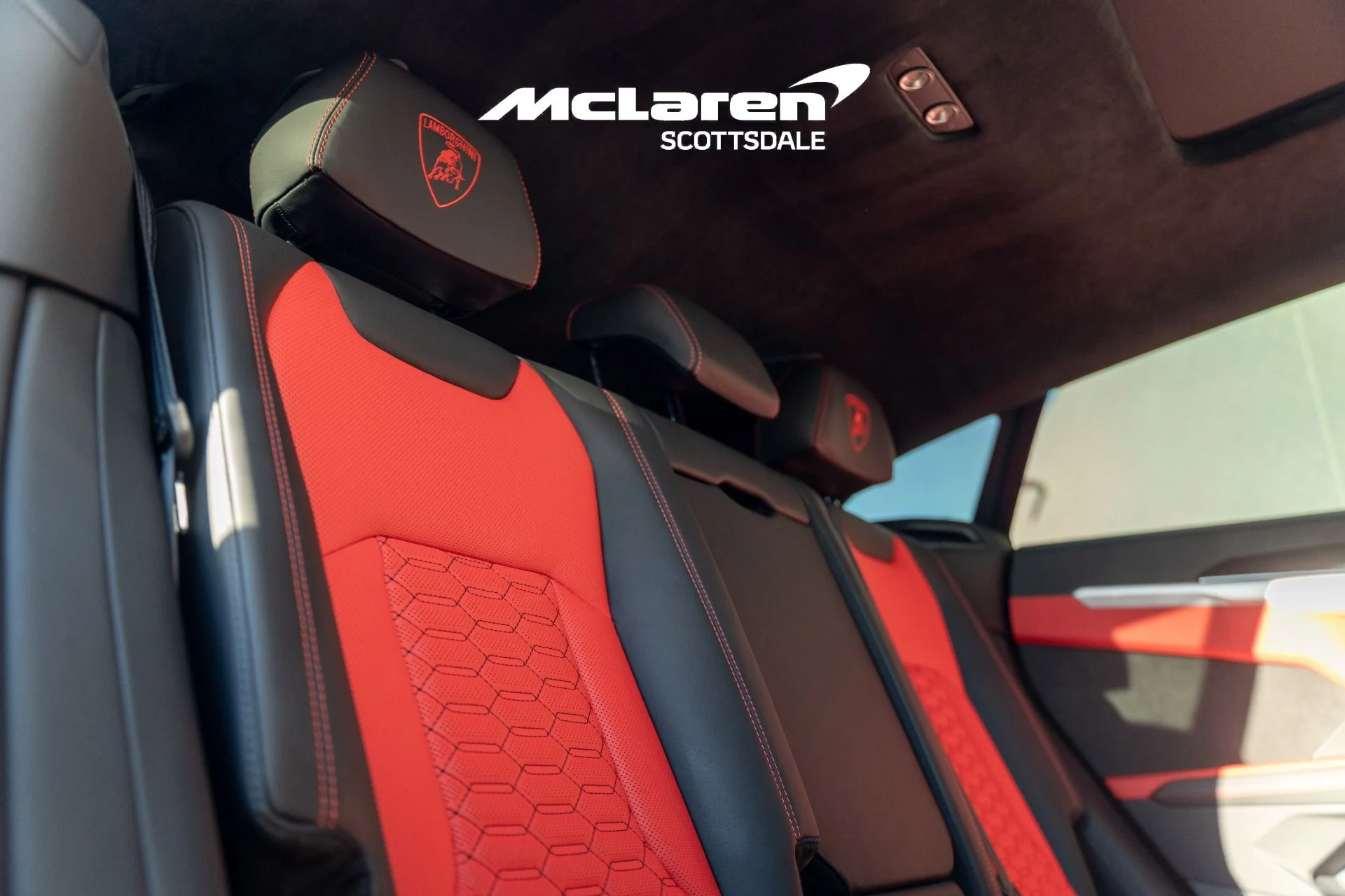 mph032_1756407632_Used_2021_LAMBORGHINI_URUS_1765671268_9e1f0b5654