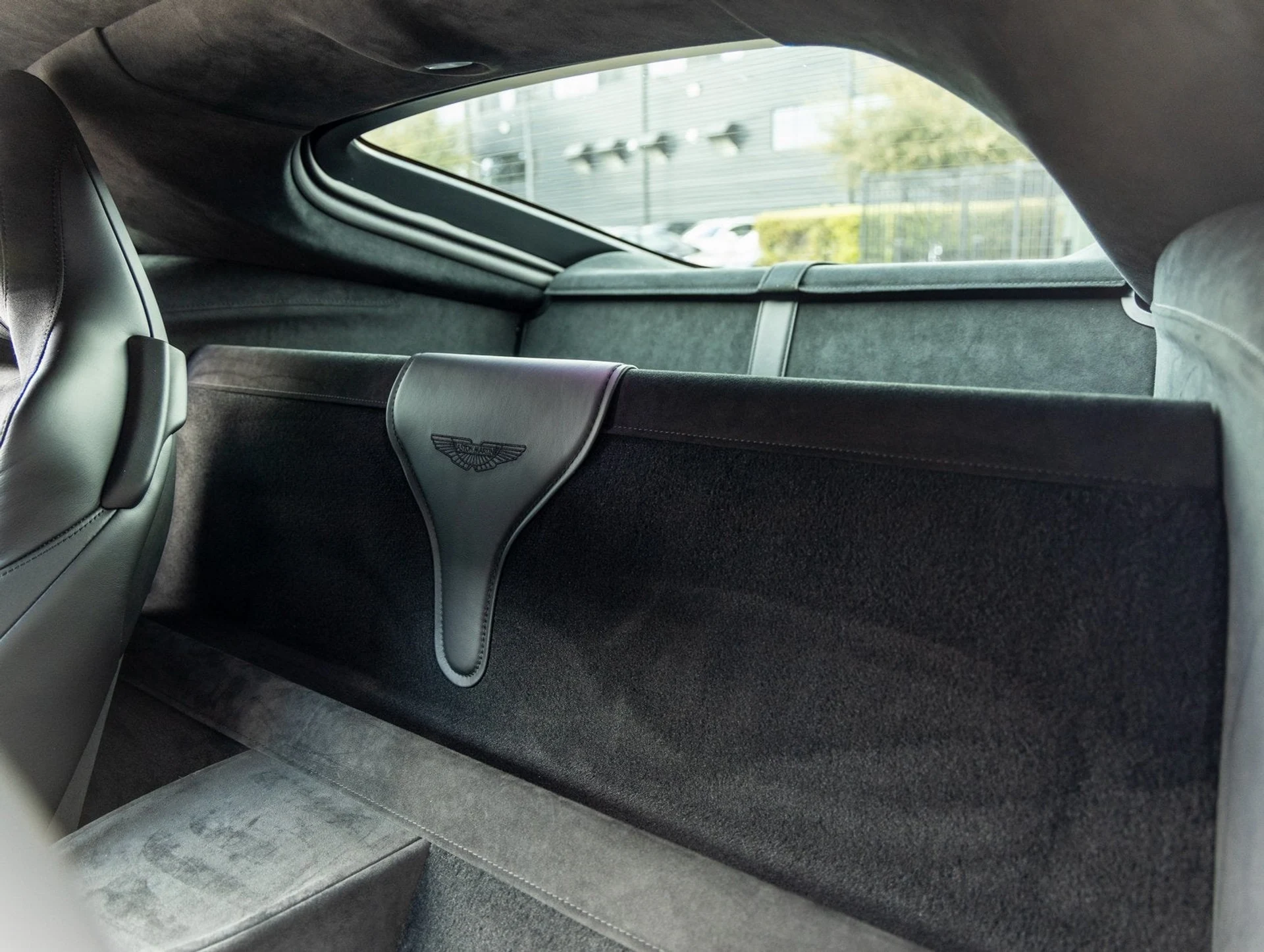 mph032_1759653616_33_3e8ed3d97f