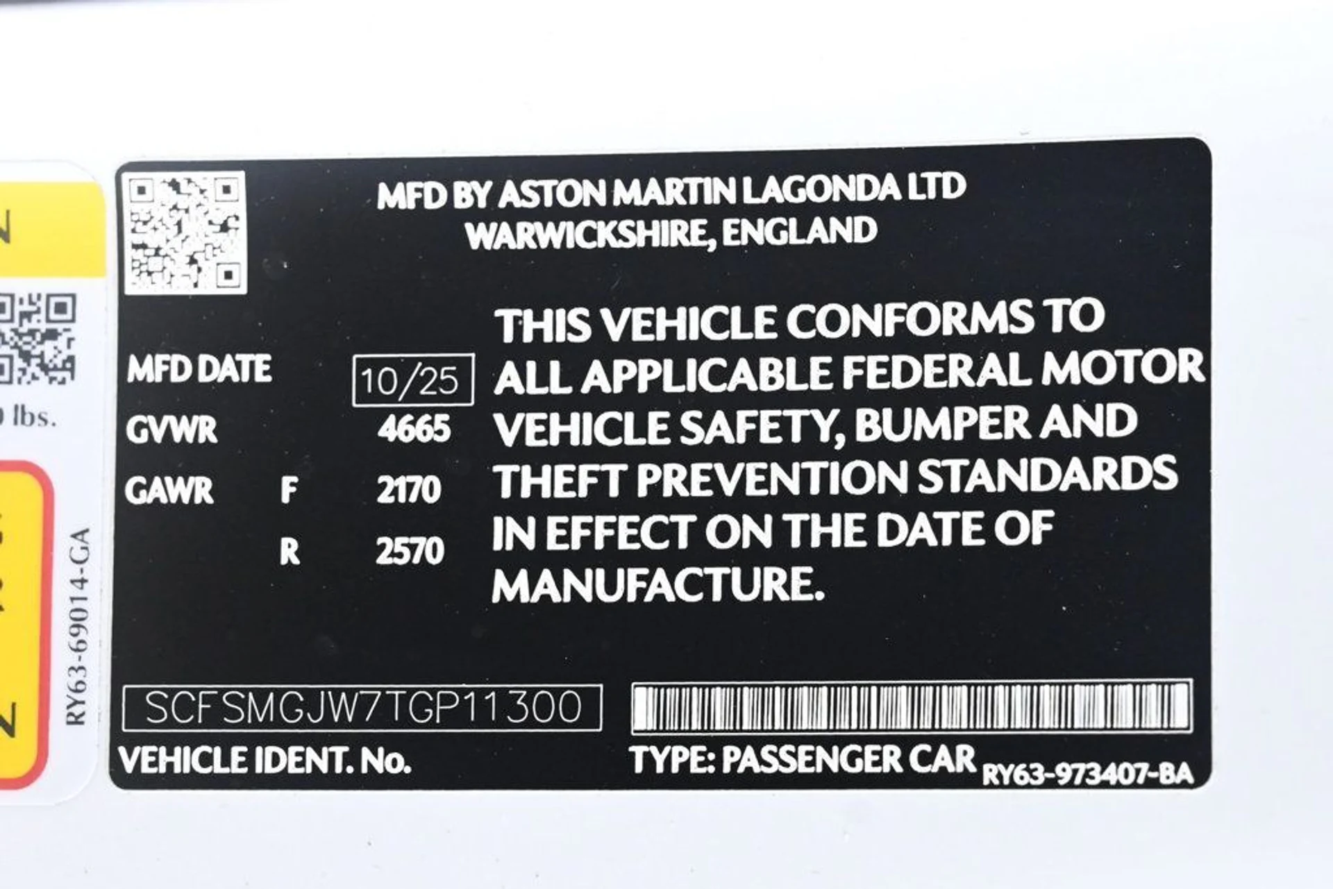 mph032_1764574263_new_2026_aston_martin_vantage_roadster_11350_22950965_32_1024_73122370ae