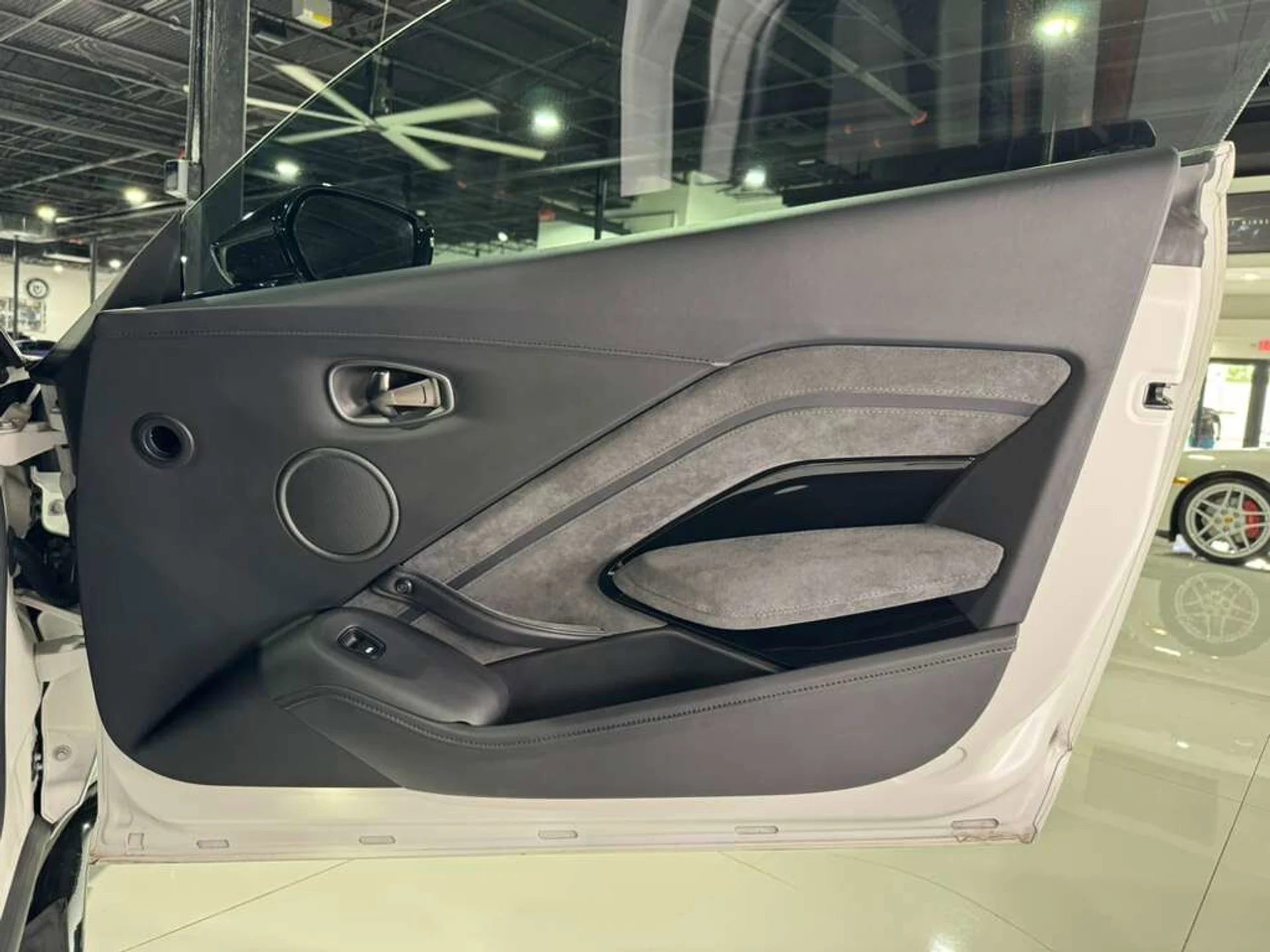 mph032_176961721_41b212ba8ad454f2bd3260beb97f2c58_a6303d77f4