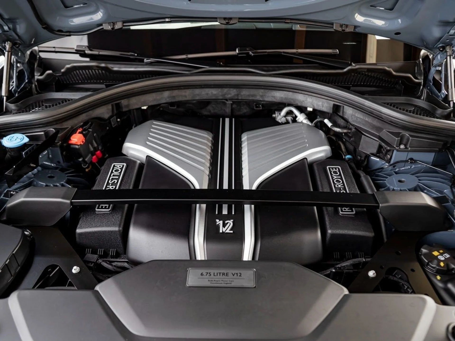 mph032_177301275_33_2ad8044209