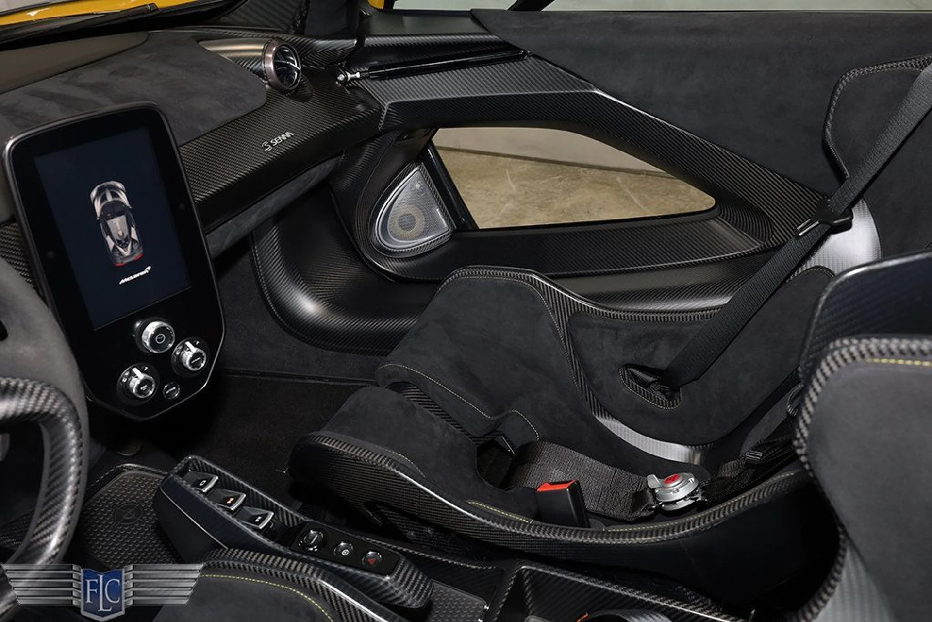mph032_1780069500_used_2019_mclaren_senna_9689_22907327_33_1024_016de3e45d