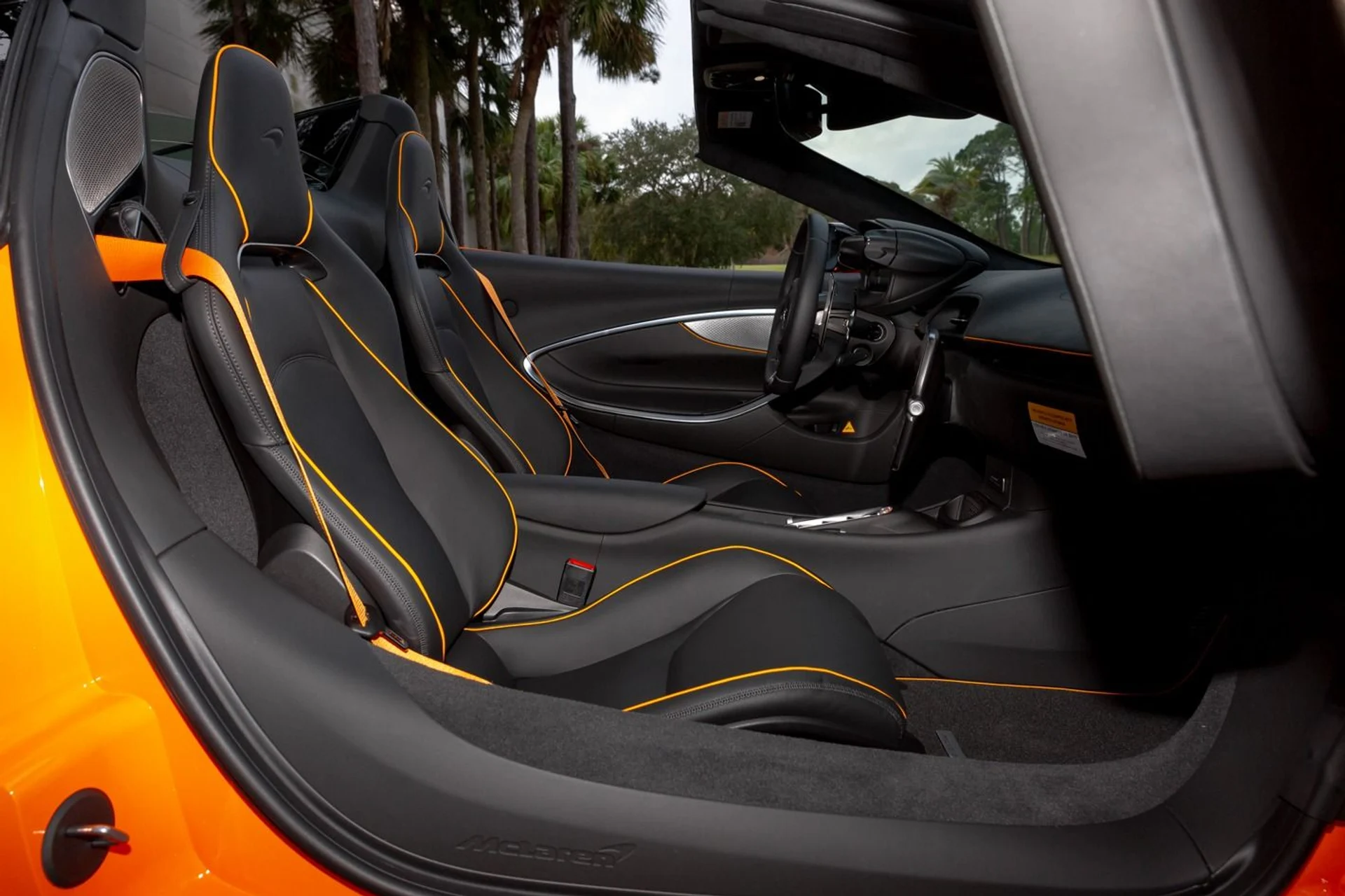 mph032_178319664_457_p33_l_e4b498bf9c